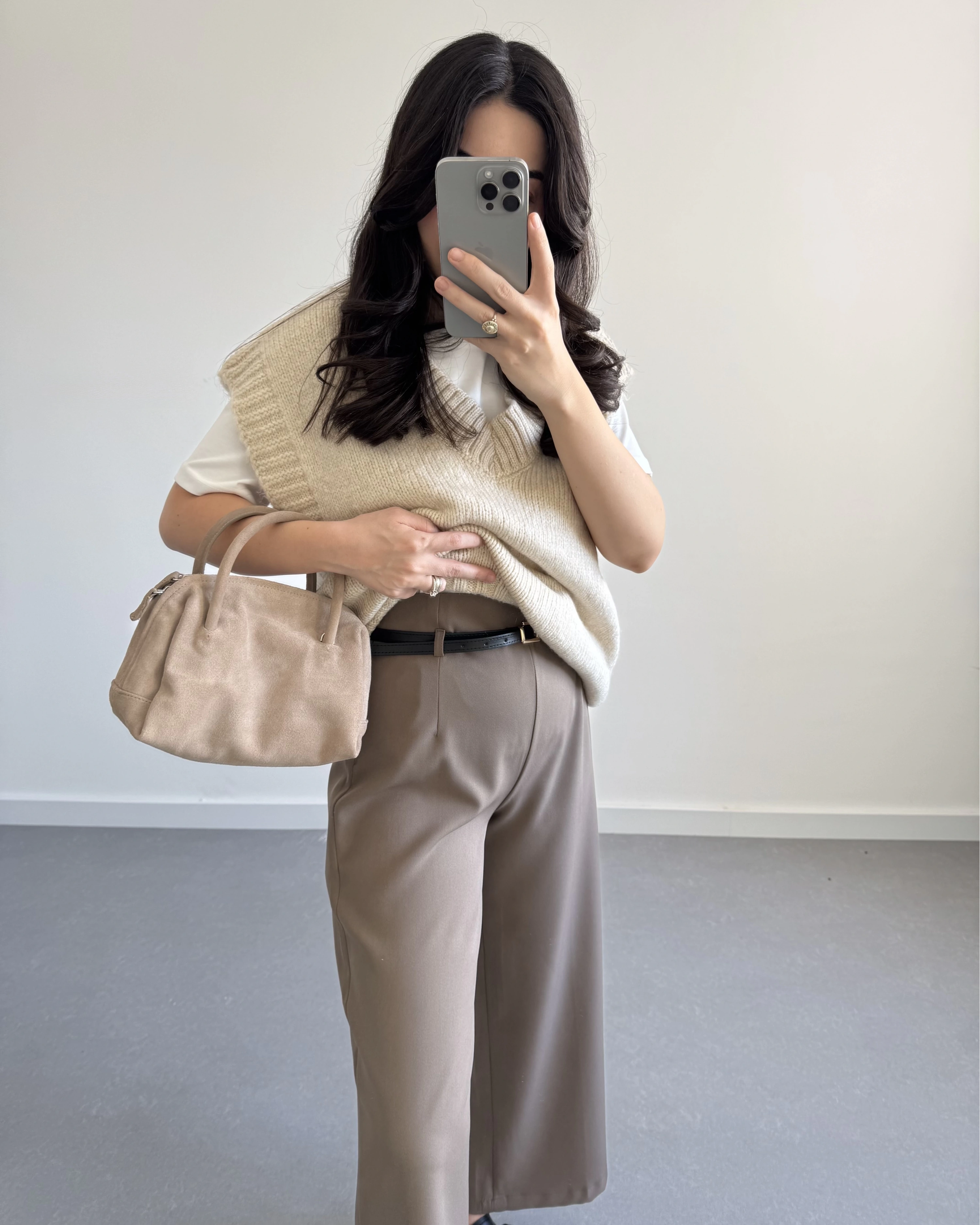 BELİ KEMERLİ CREP KUMAŞ PANTOLON VİZON