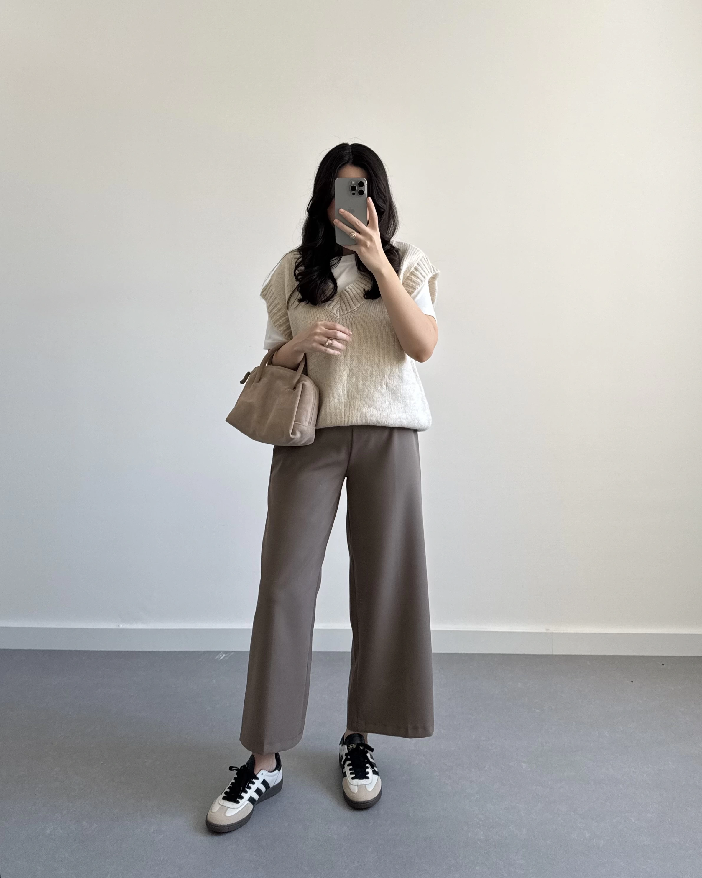 BELİ KEMERLİ CREP KUMAŞ PANTOLON VİZON