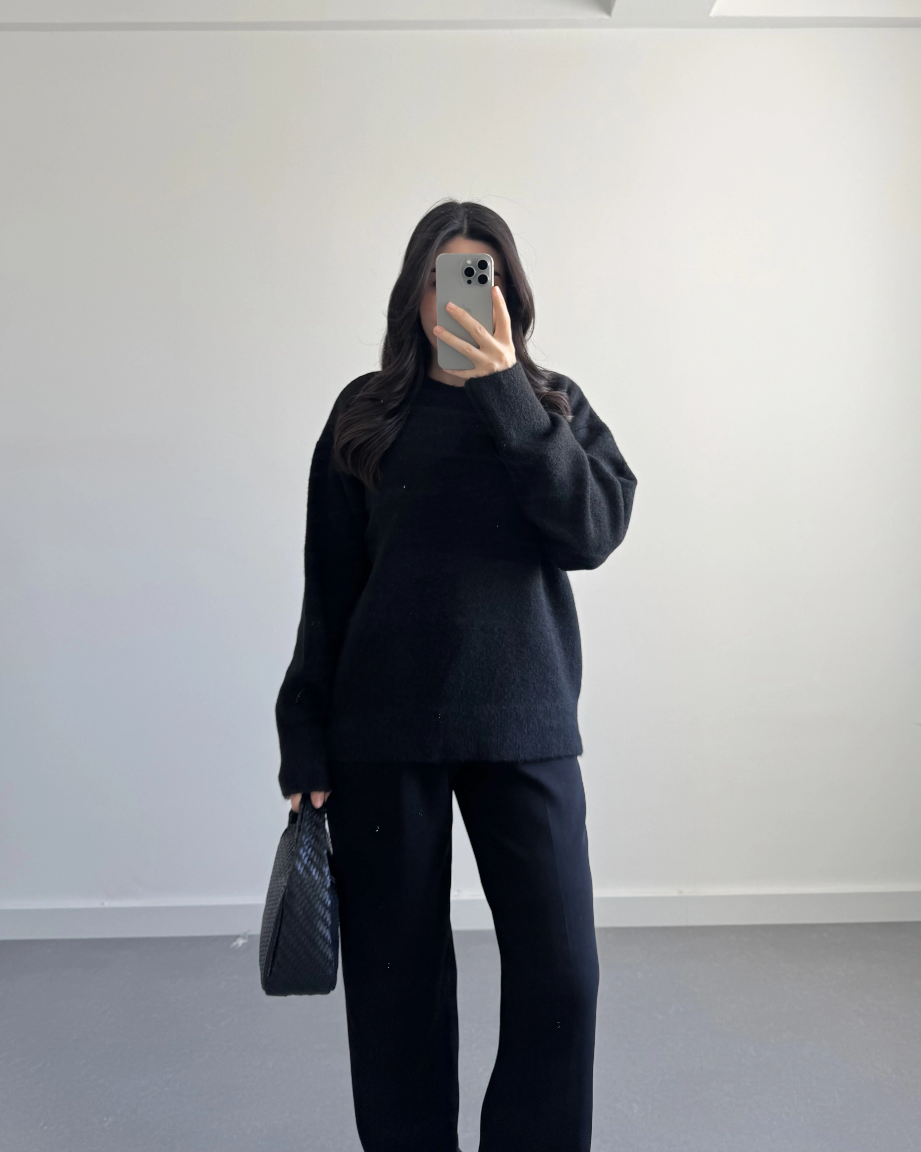 BİSİKLET YAKA KAZAK SİYAH