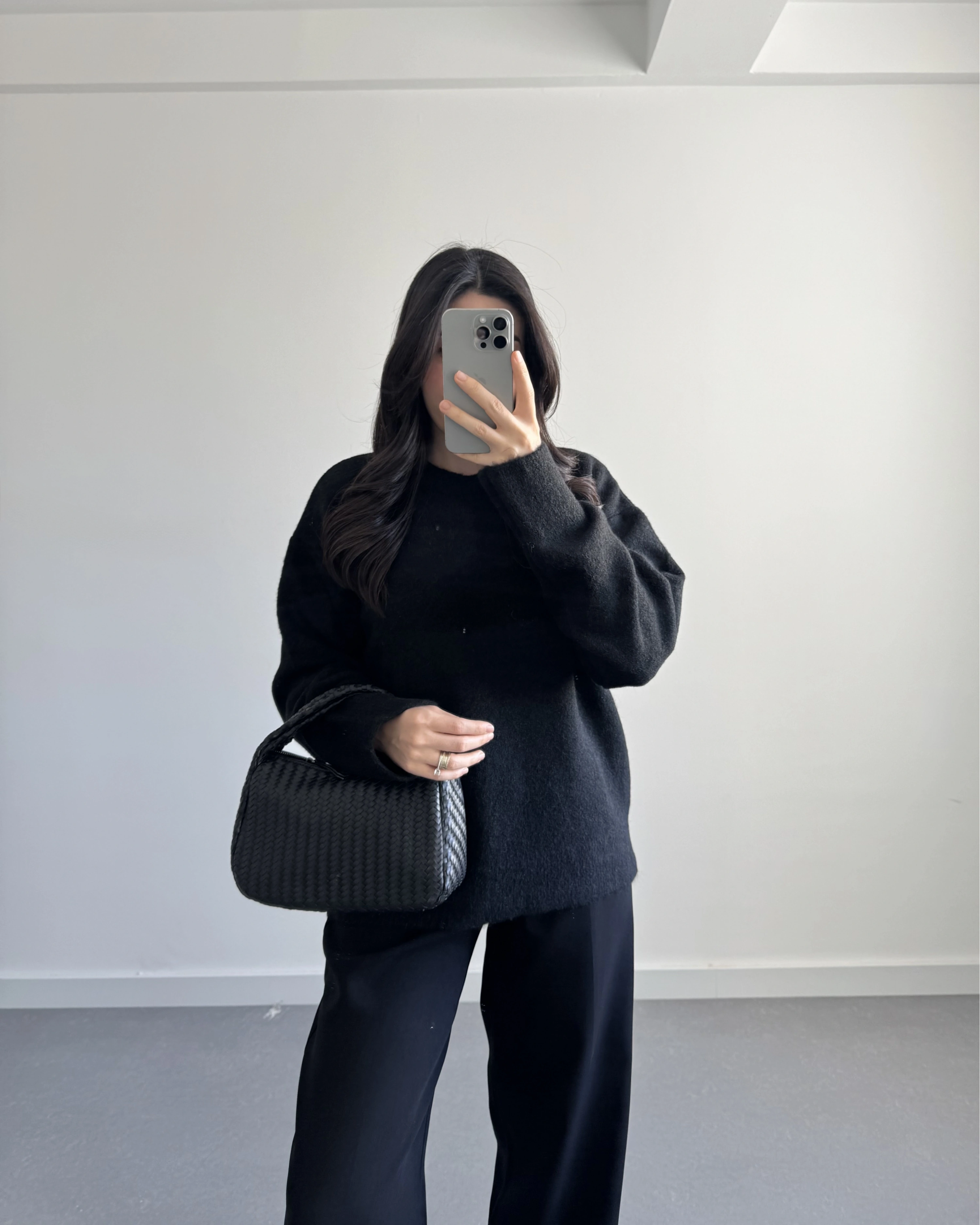 BİSİKLET YAKA KAZAK SİYAH