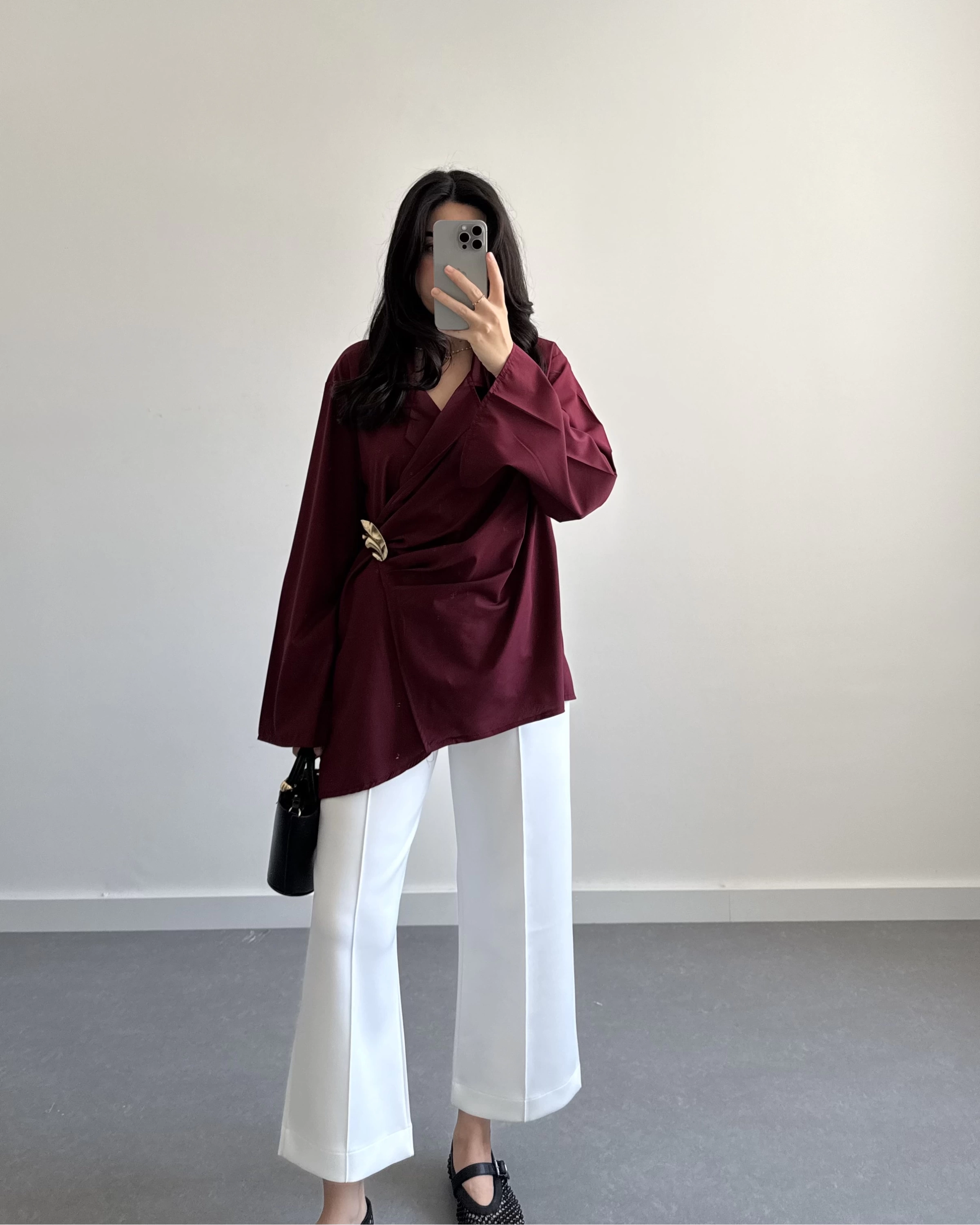 BORDO GOLD BROŞLU GÖMLEK