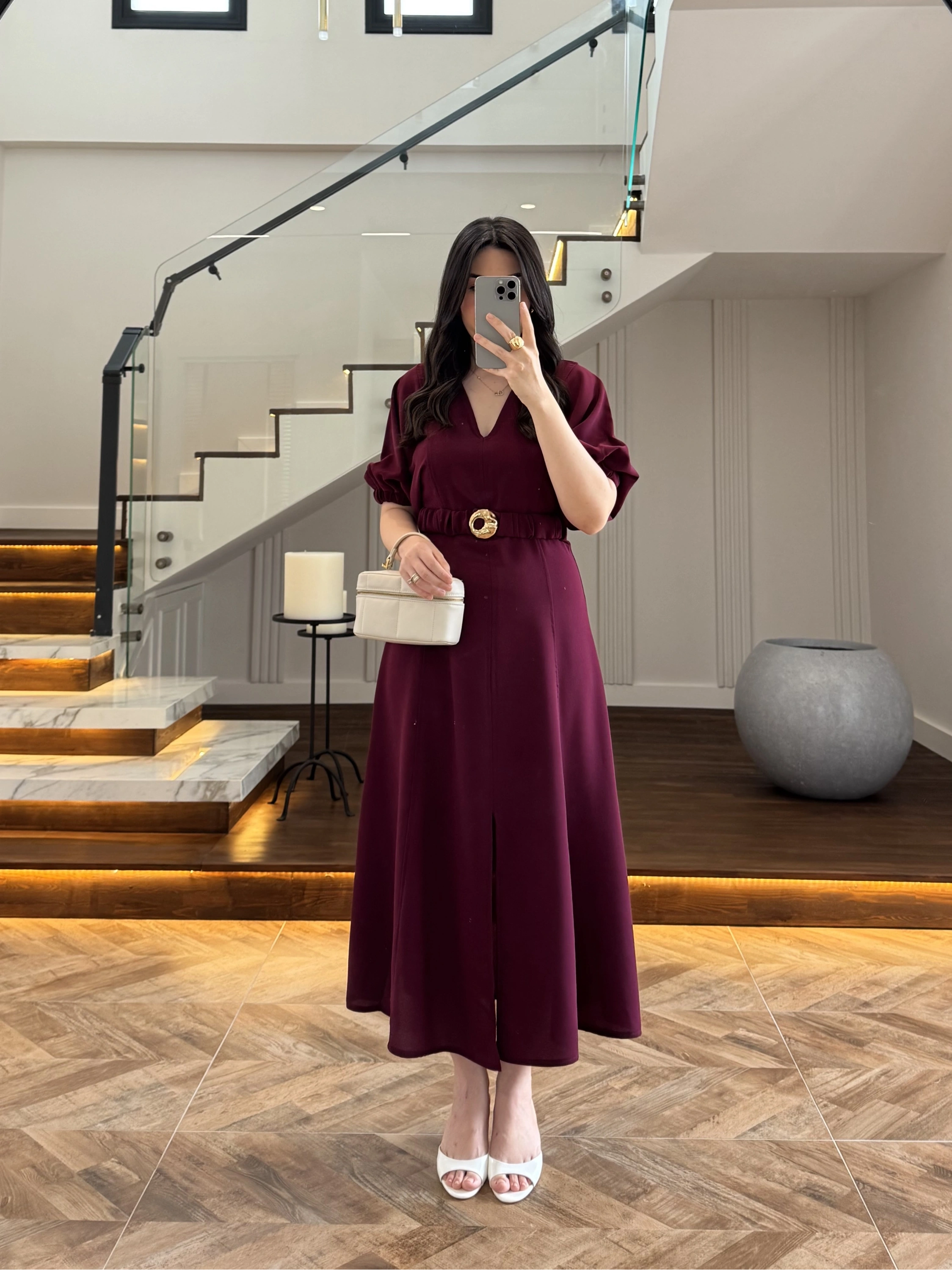 BORDO GOLD KEMER DETAY YIRTMAÇLI ELBİSE-3909