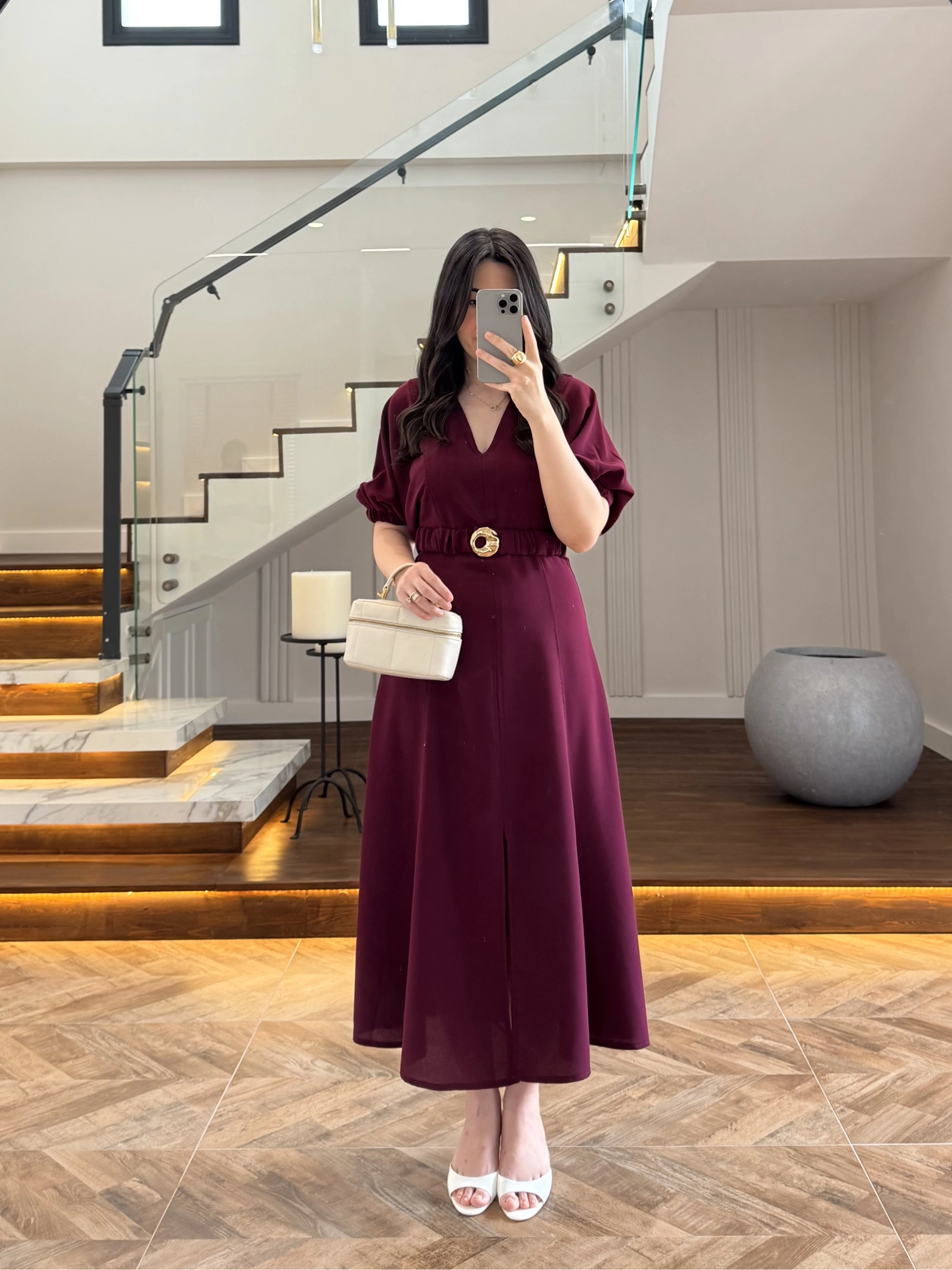 BORDO GOLD KEMER DETAY YIRTMAÇLI ELBİSE-3909