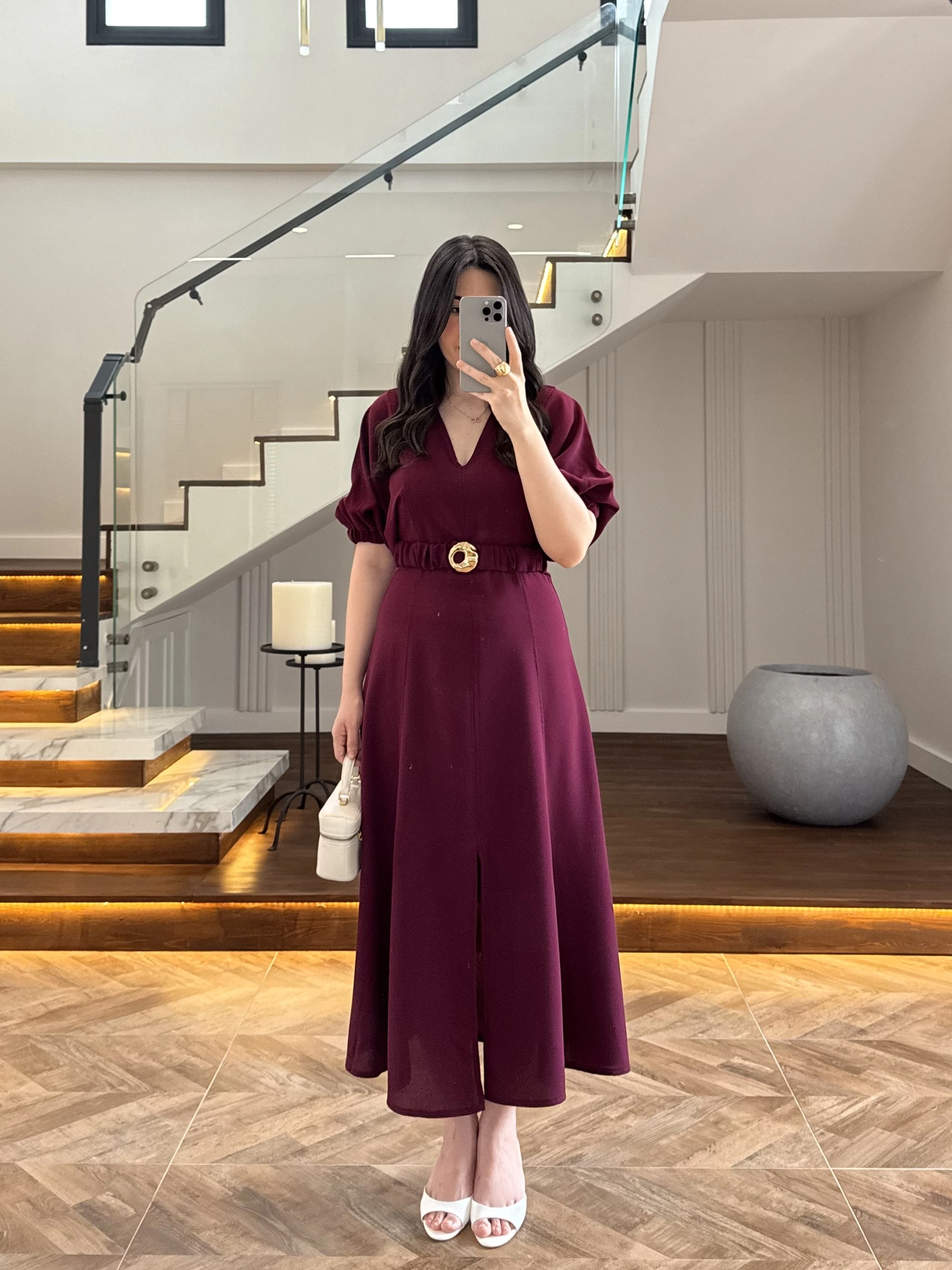 BORDO GOLD KEMER DETAY YIRTMAÇLI ELBİSE-3909