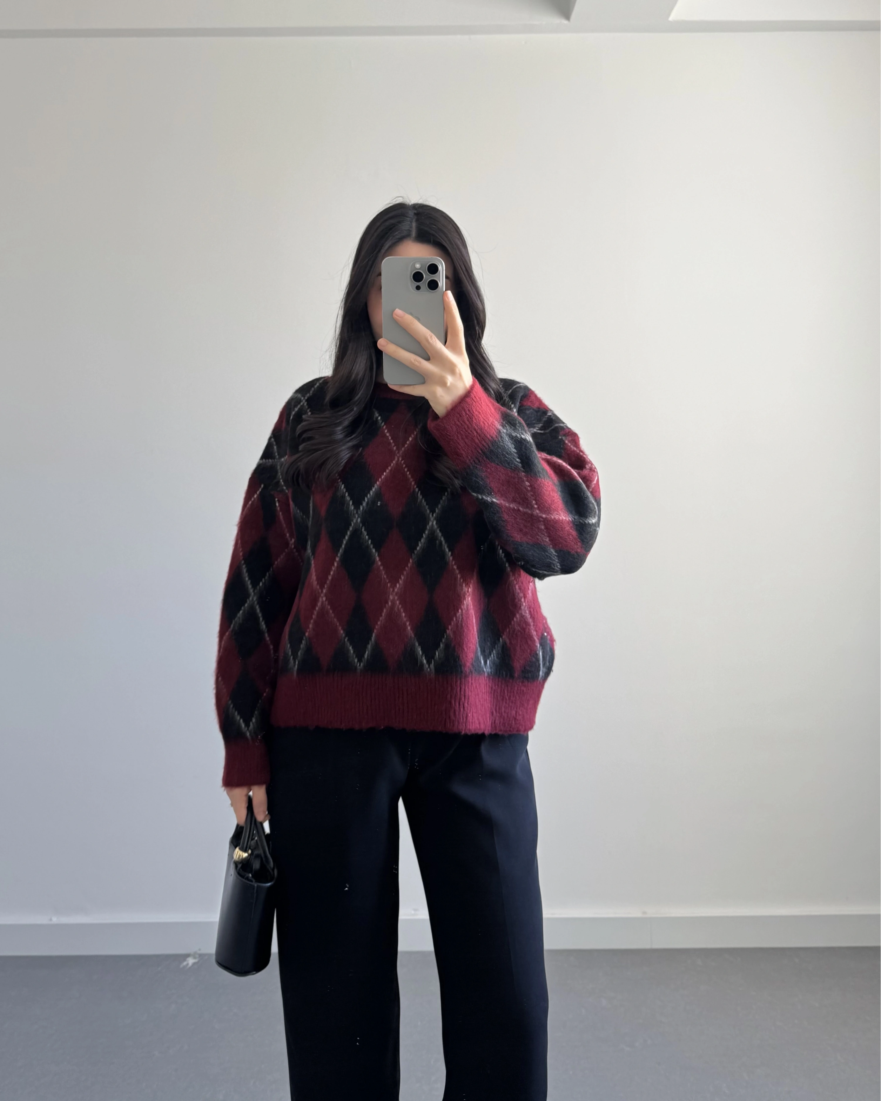 BORDO-SİYAH BAKLAVA KAZAK