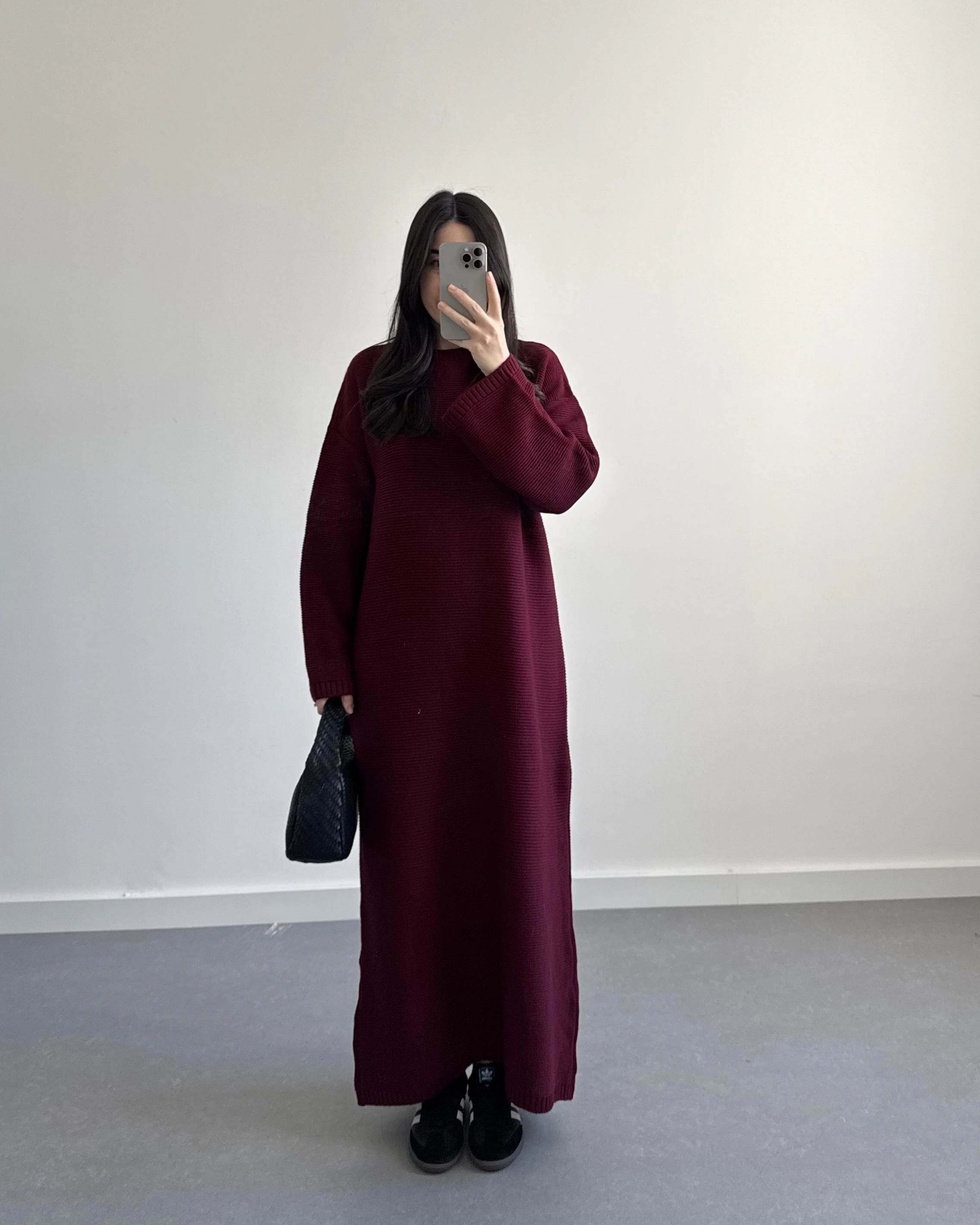 BORDO UZUN TRİKO ELBİSE
