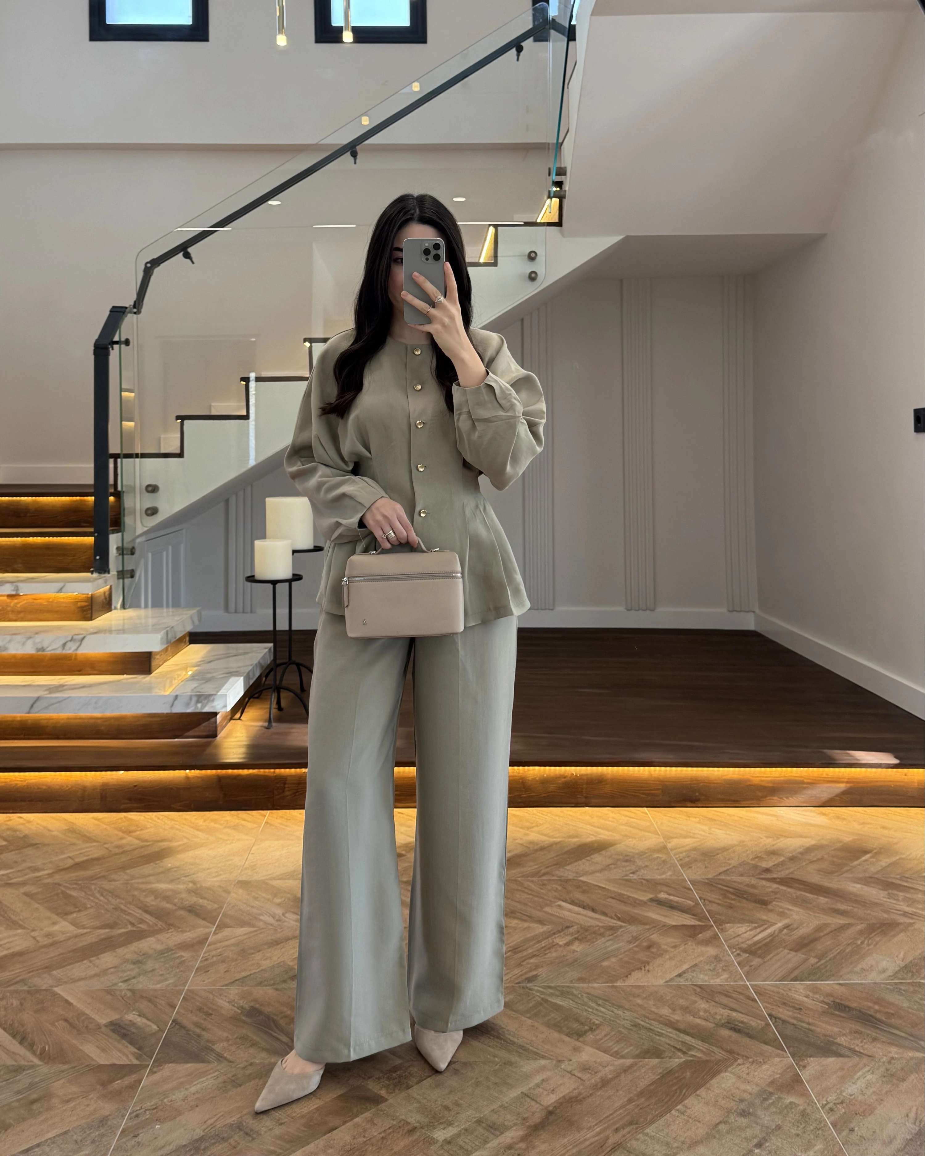 ÇAĞLA GOLD DÜĞMELİ PİLELİ TAKIM -8930