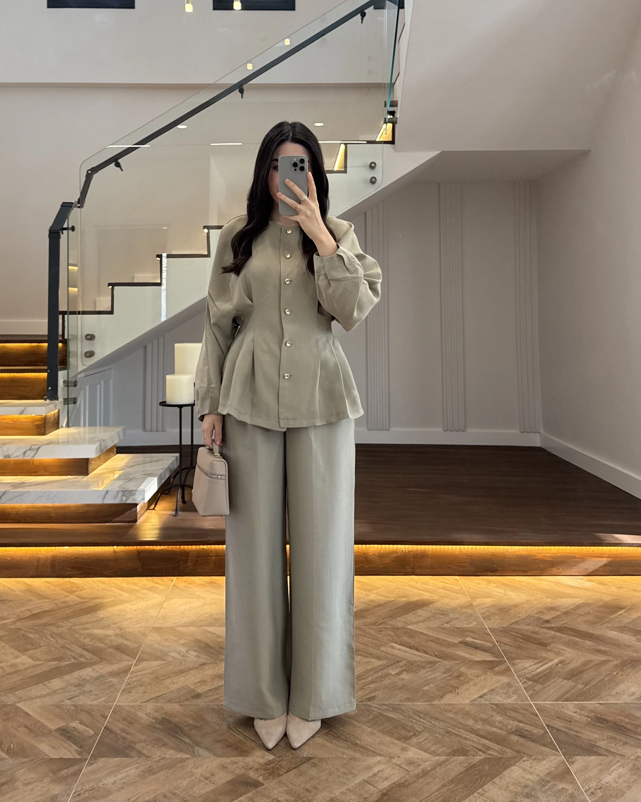 ÇAĞLA GOLD DÜĞMELİ PİLELİ TAKIM -8930