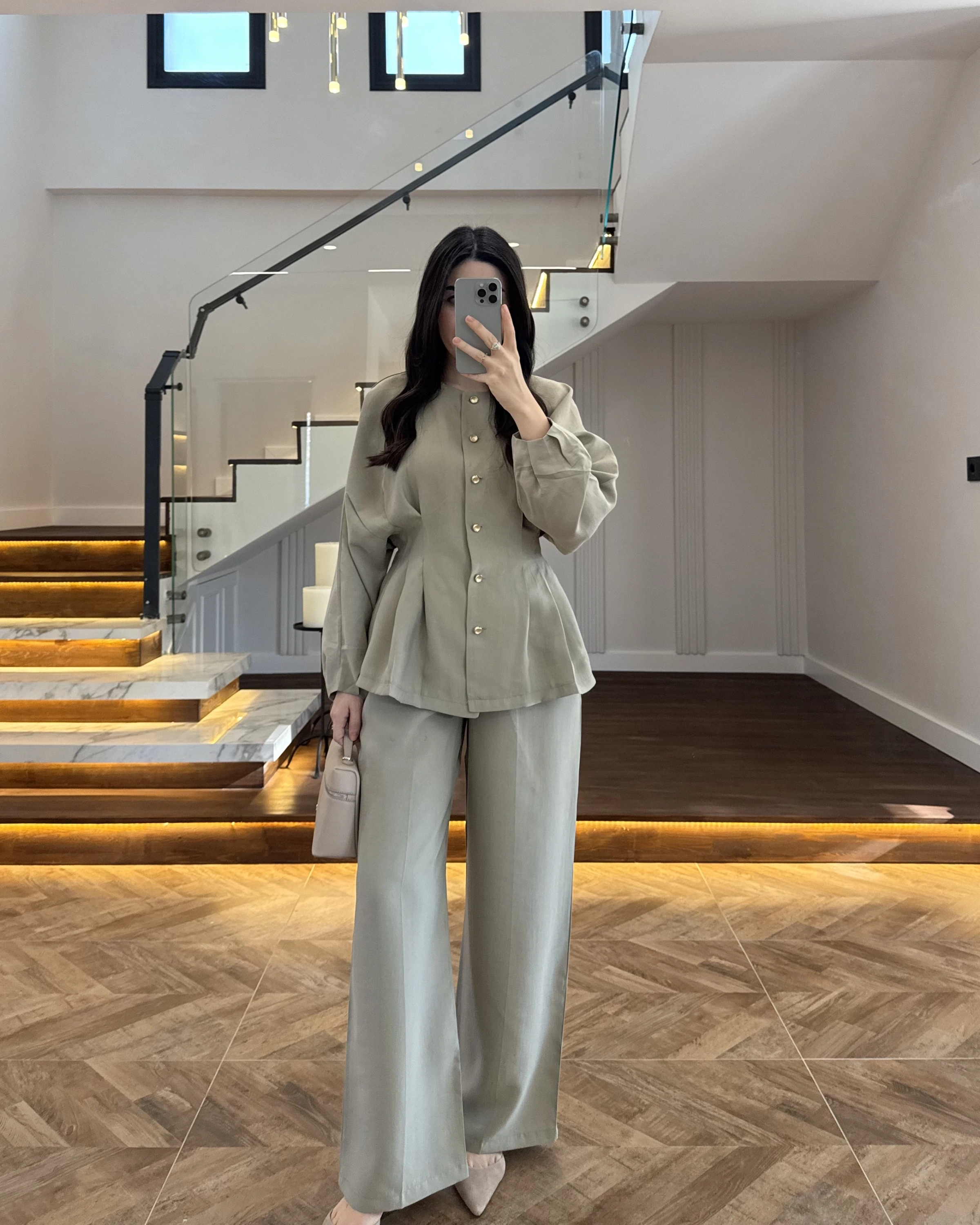 ÇAĞLA GOLD DÜĞMELİ PİLELİ TAKIM -8930