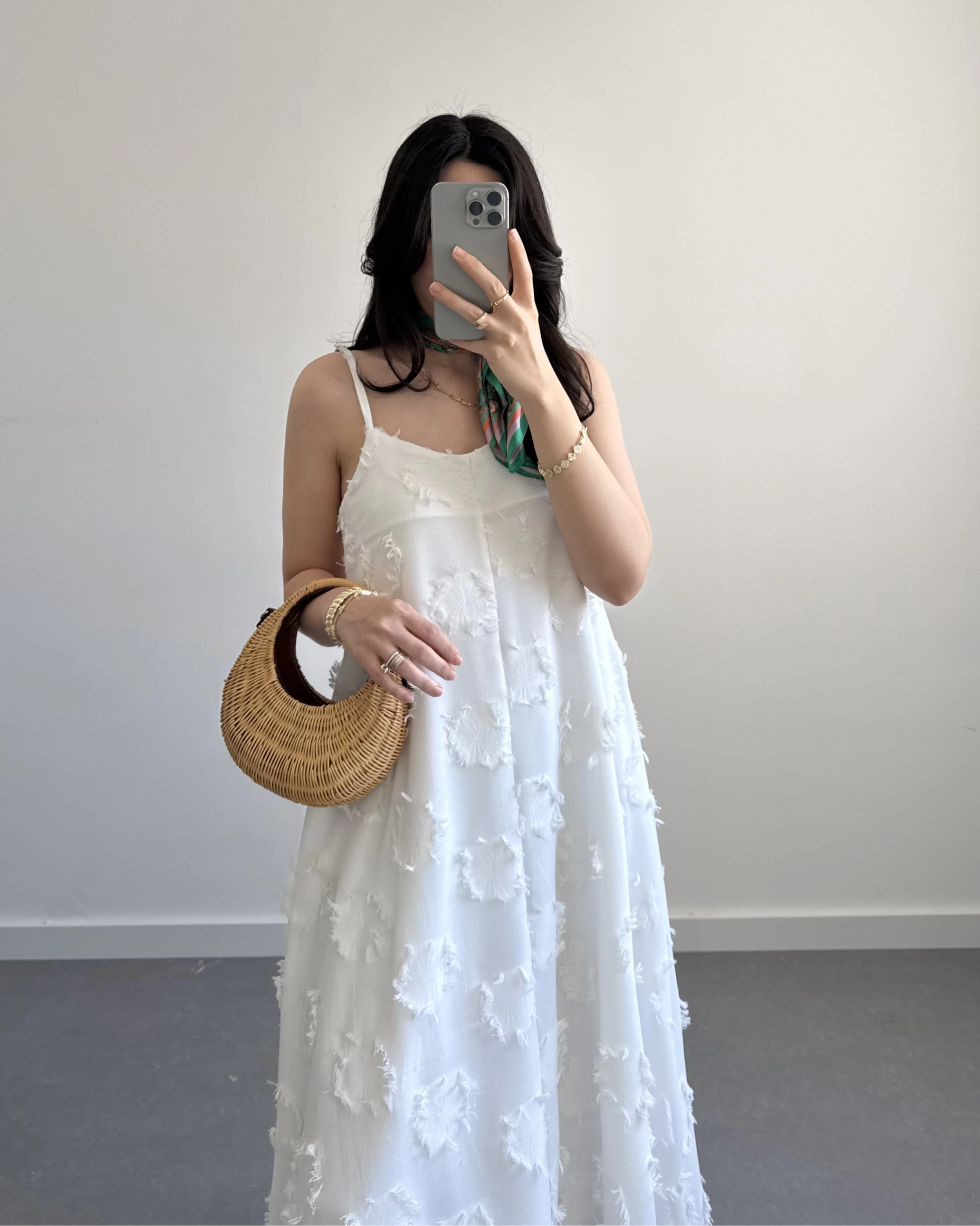 CREAM BEYAZ PÜSKÜL ELBİSE