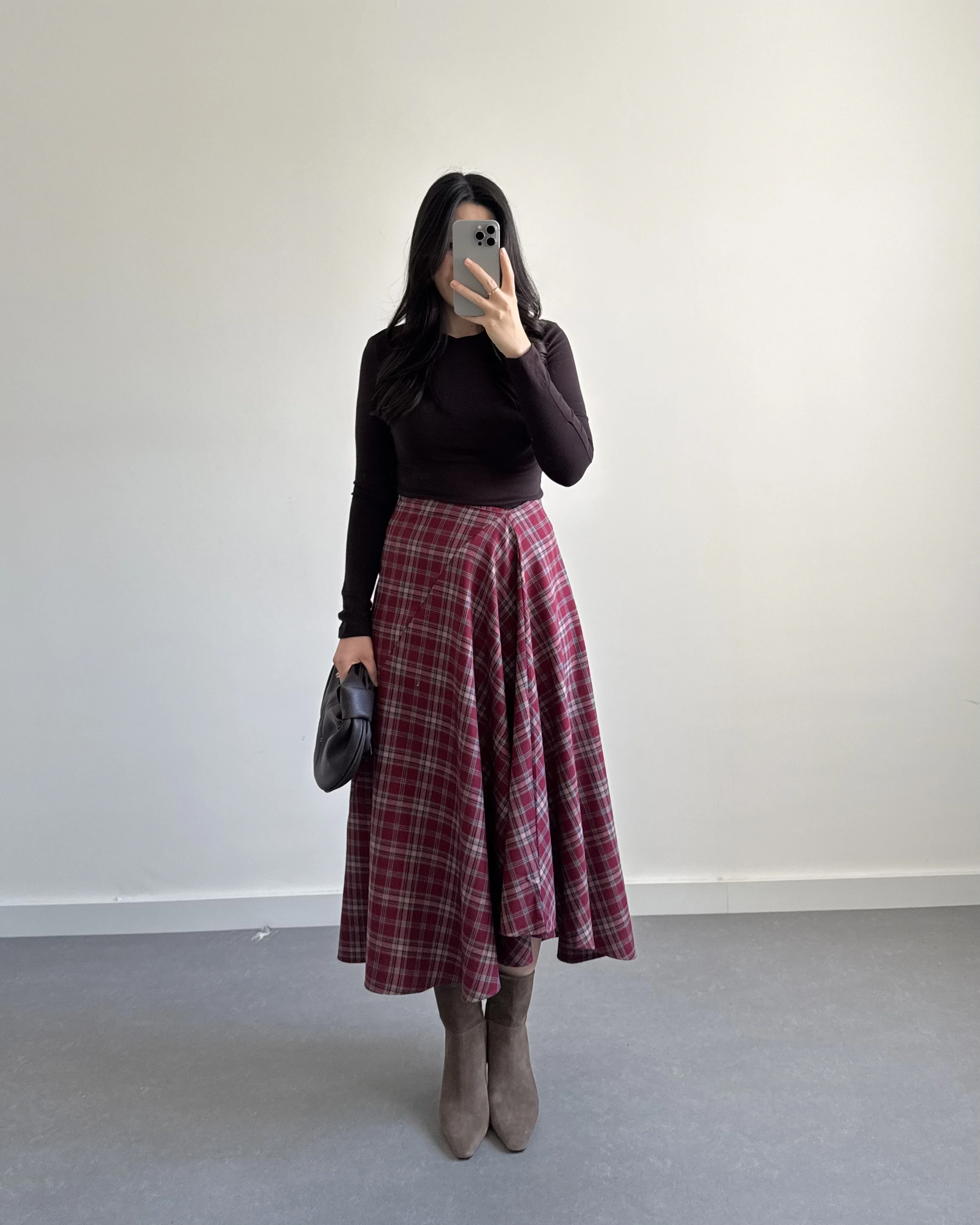 KIRMIZI EKOSE ASİMETRİK ETEK