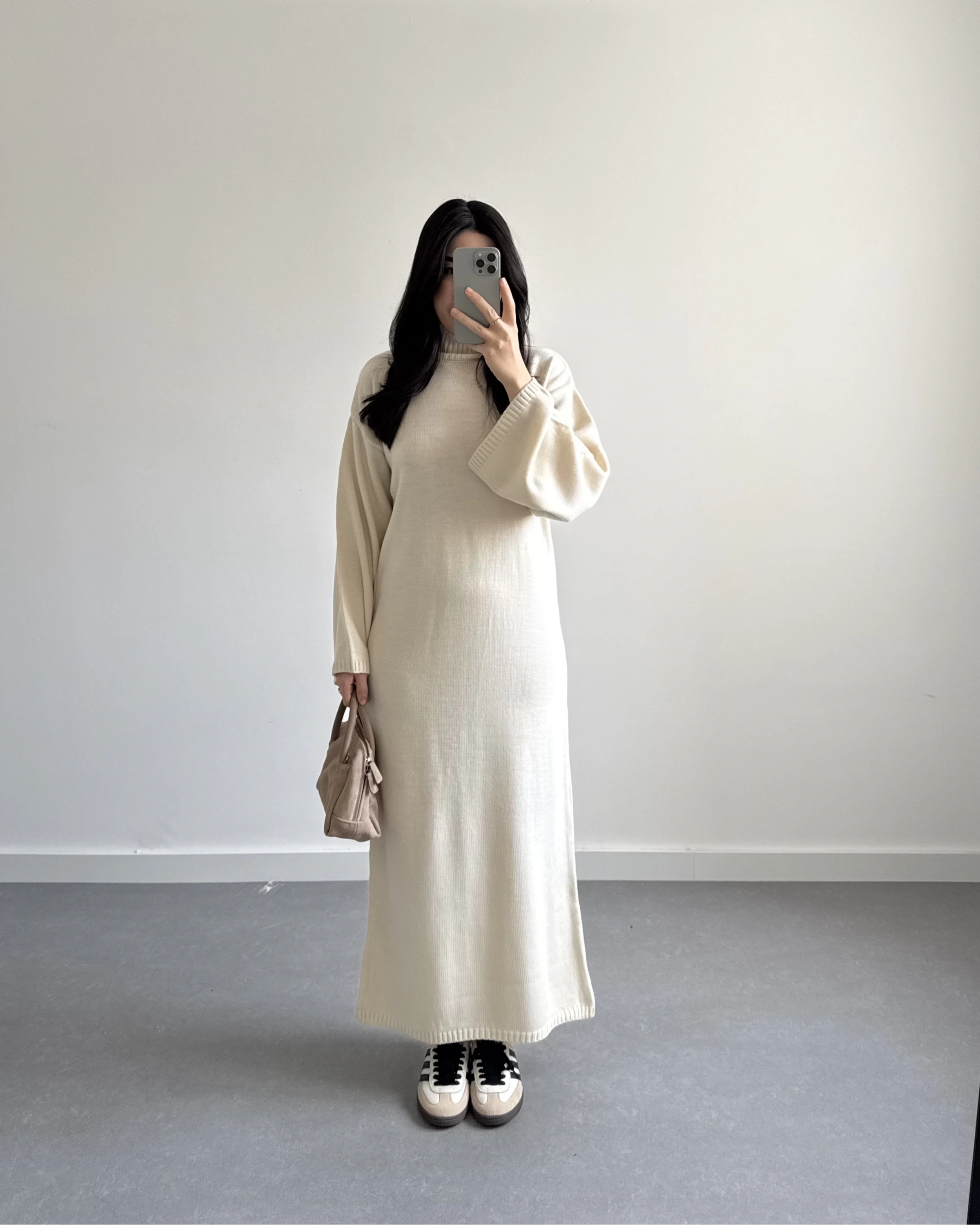 EKRU BALIKÇI YAKA TRİKO ELBİSE