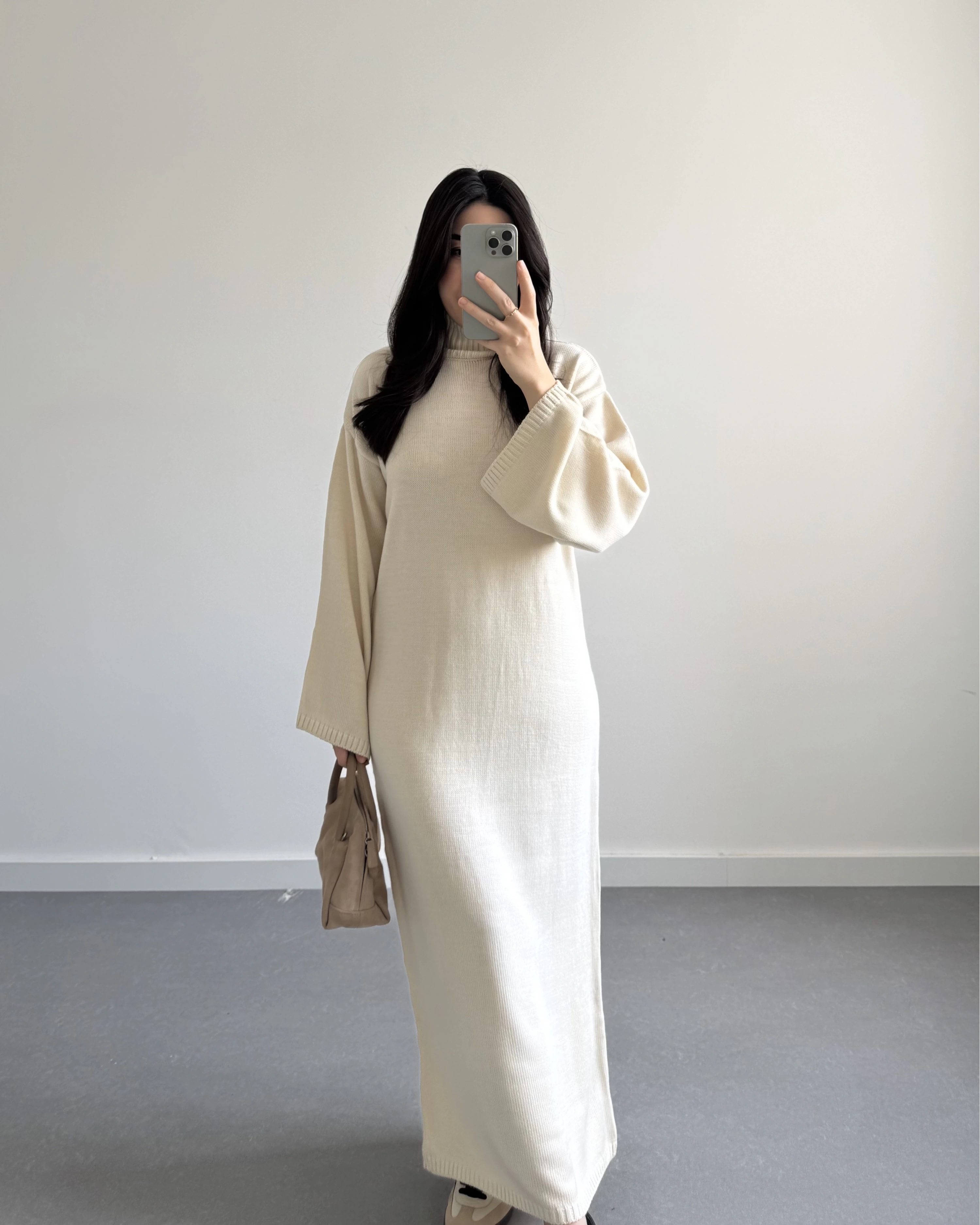 EKRU BALIKÇI YAKA TRİKO ELBİSE