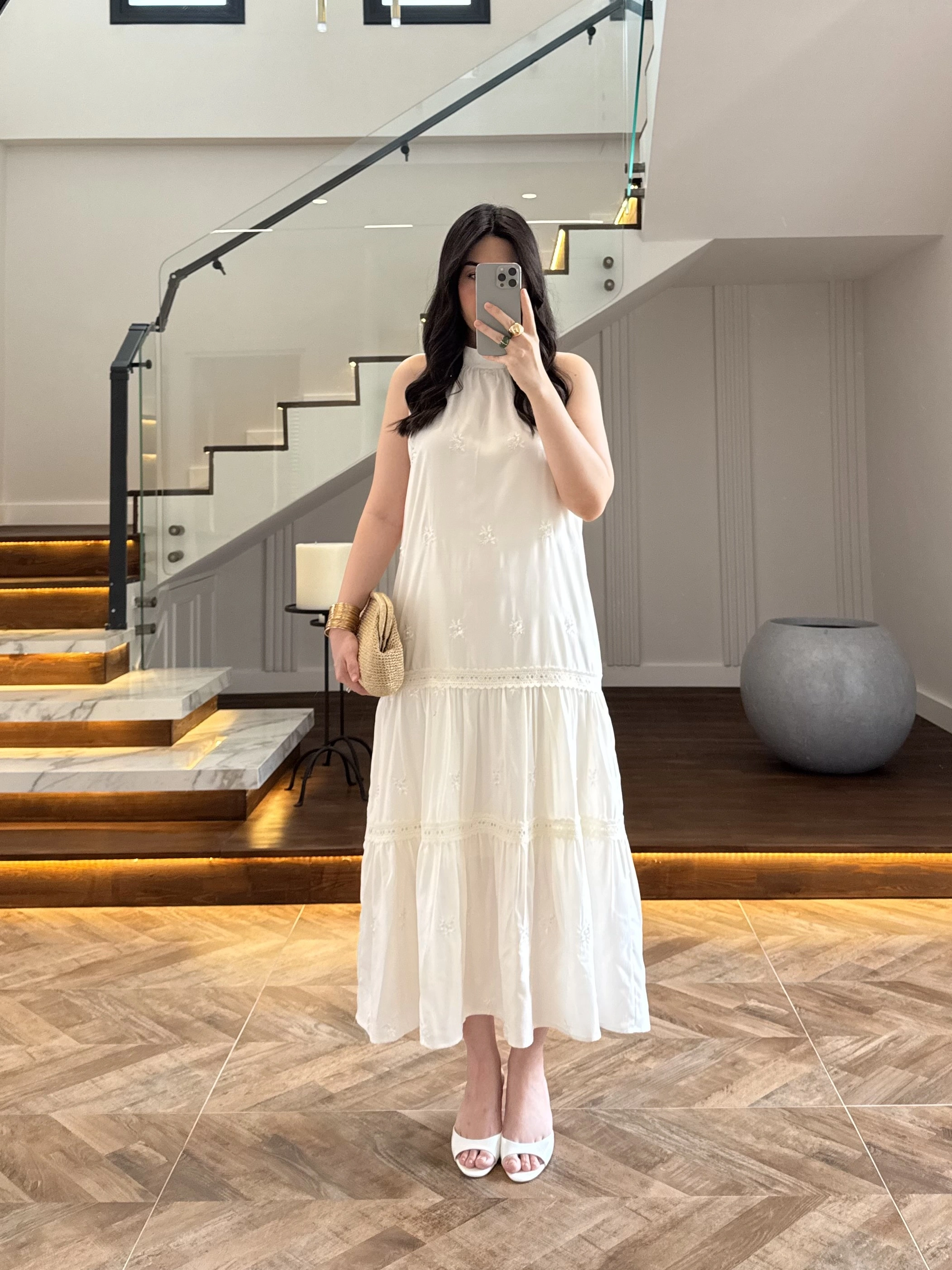EKRU GÜPÜR DETAY KAT KAT ELBİSE-9614