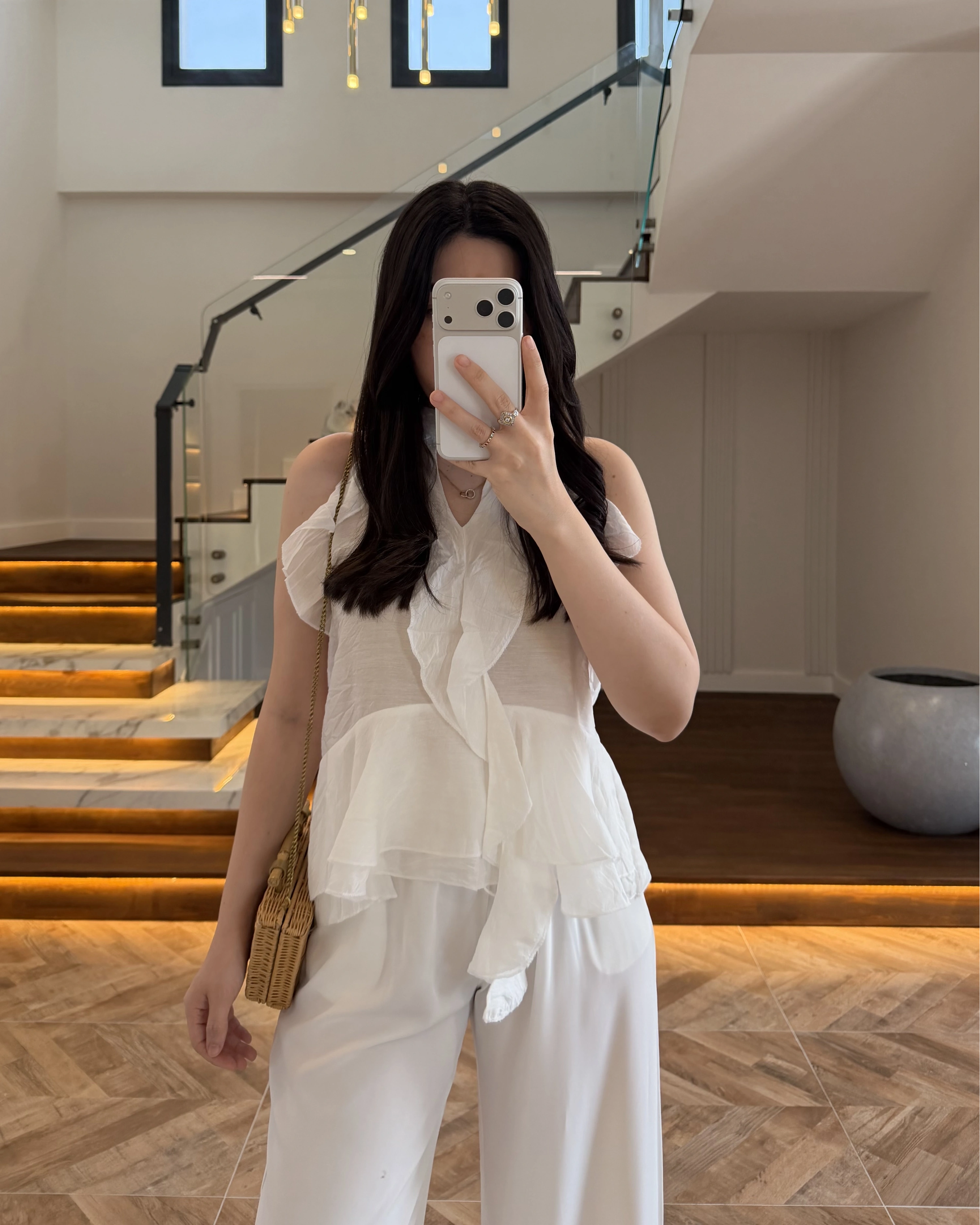 EKRU HALTER YAKA VOLANLI BLUZ-5390