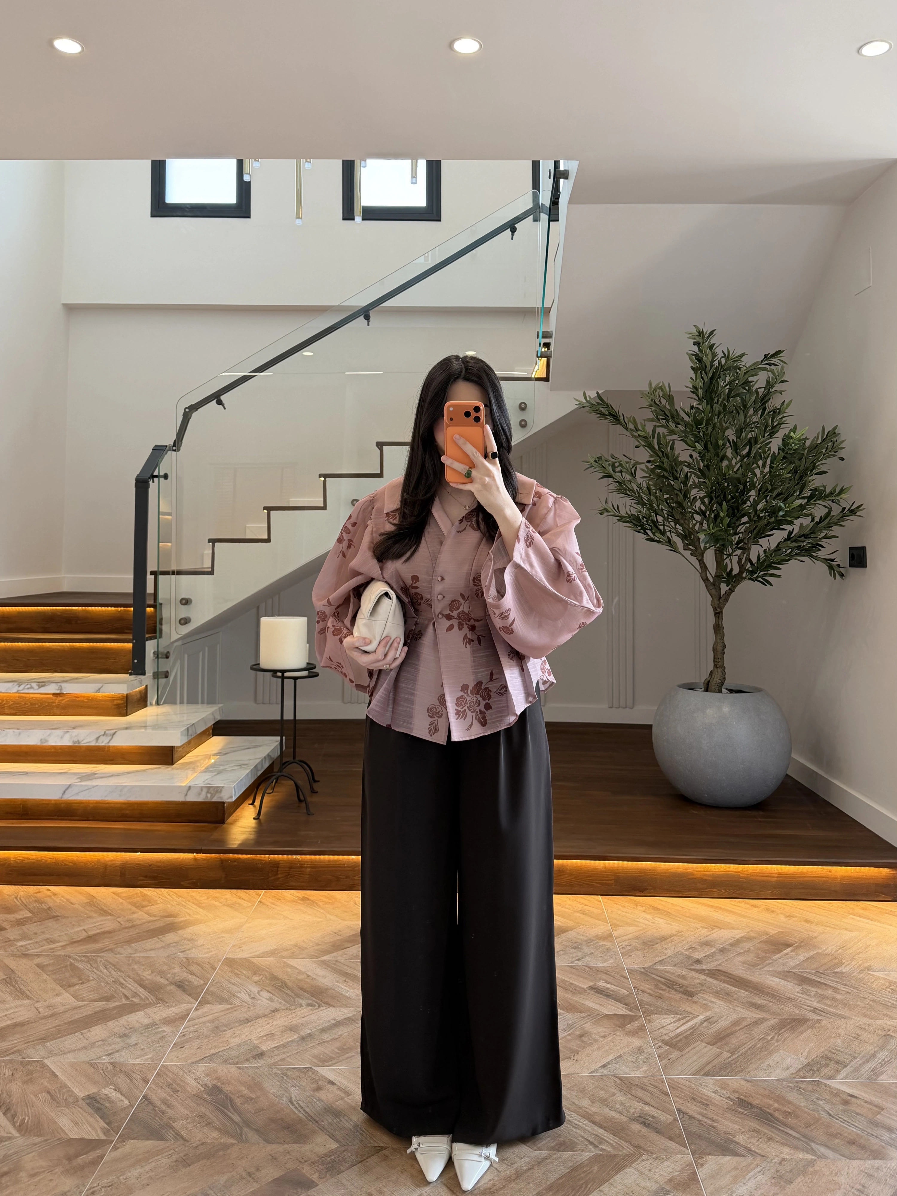 GÜL KURUSU BELDEN OTURTMALI ORGANZE GÖMLEK-EU5233