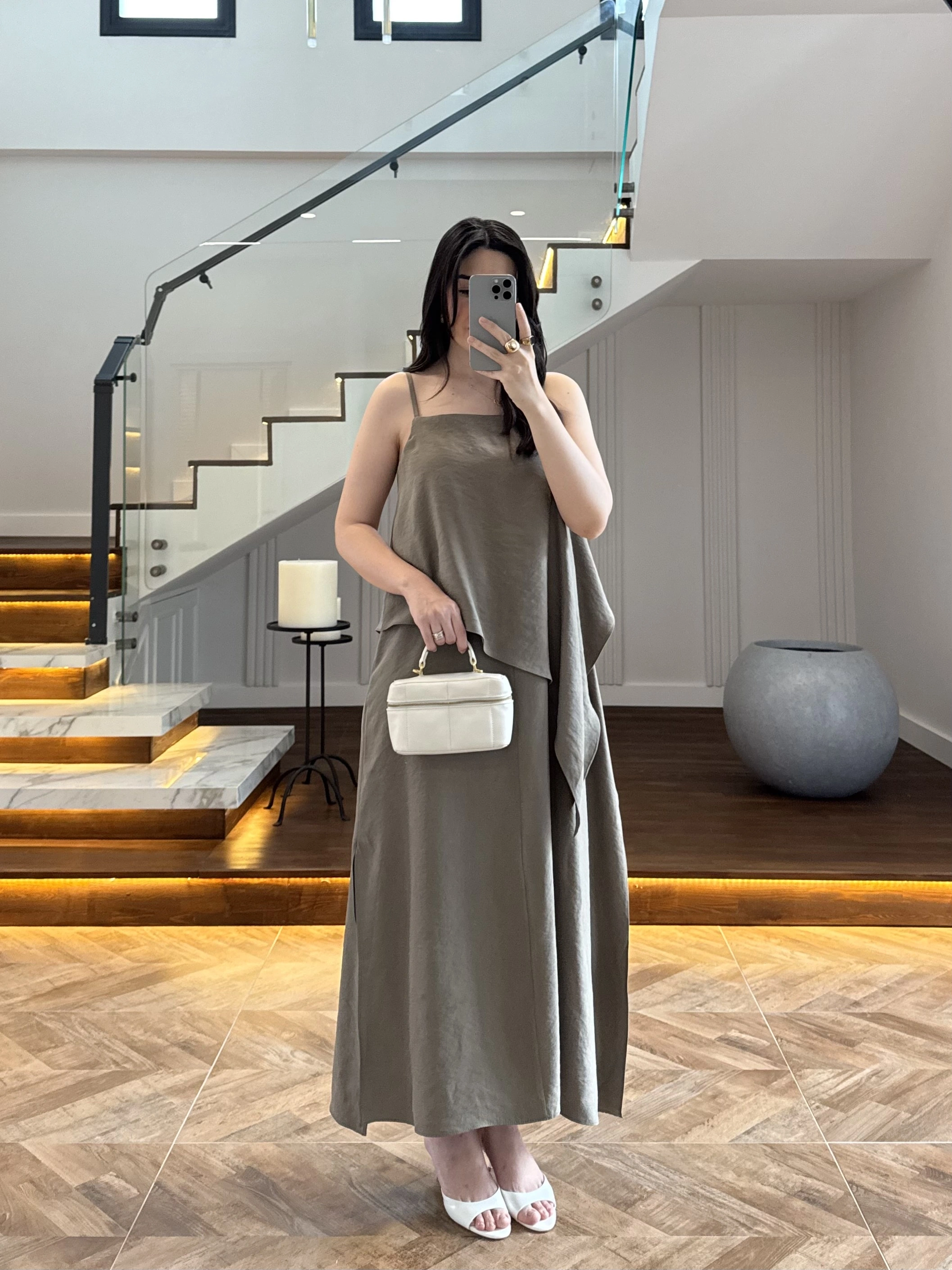 HAKİ ASİMETRİK VOLAN DETAY ELBİSE-2403
