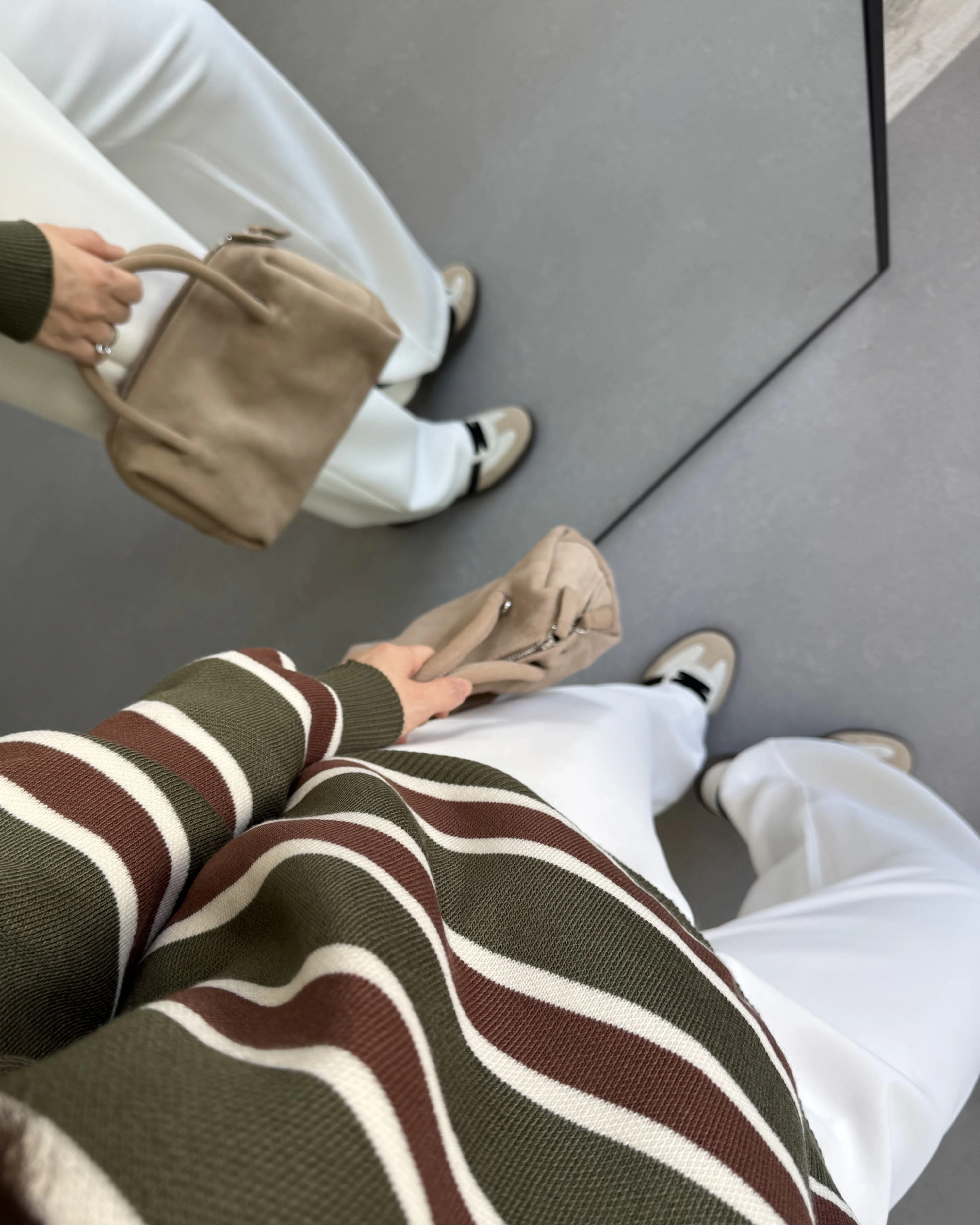 HAKİ ÇİZGİLİ KAZAK