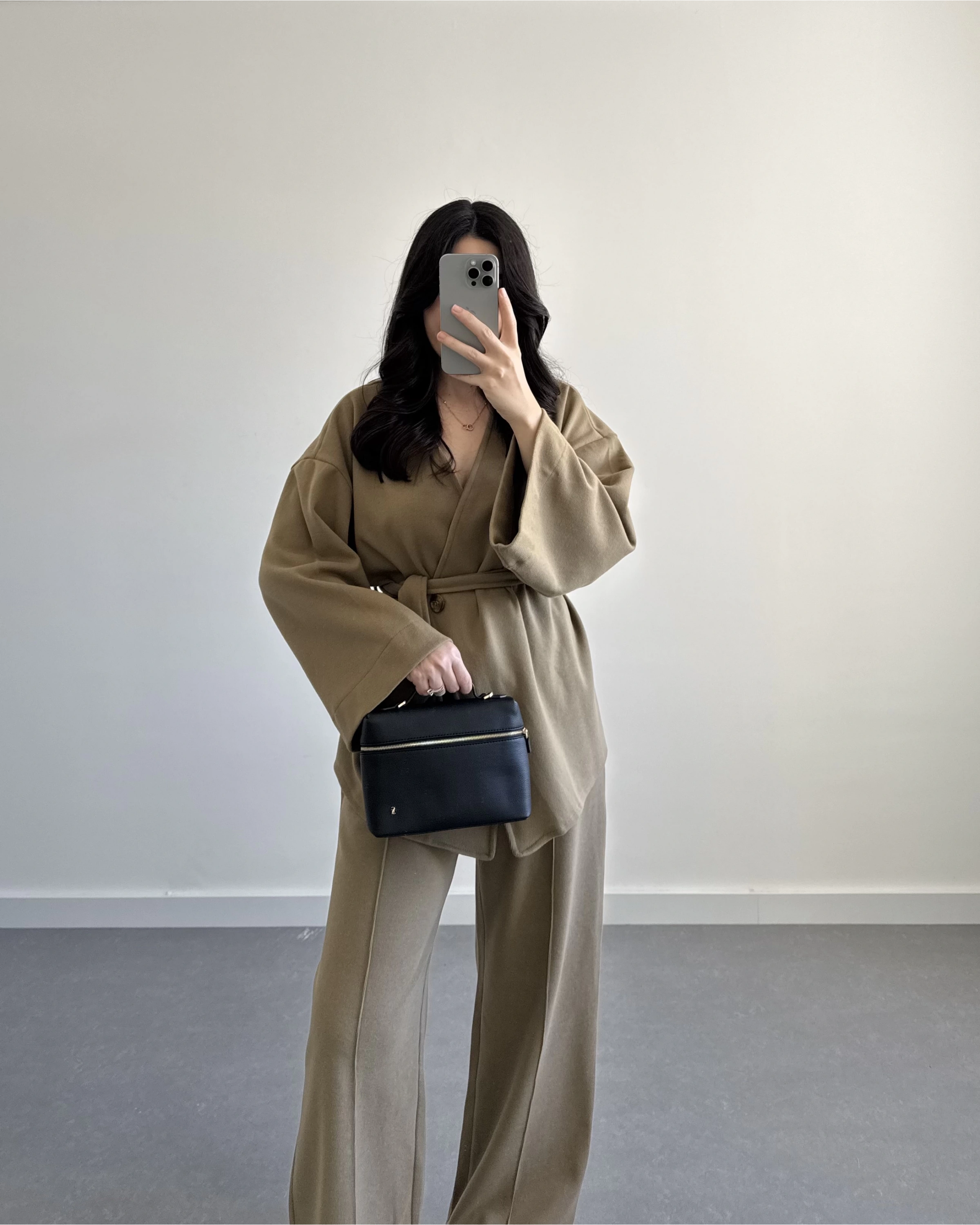 HAKİ KRUVAZE YAKA BELİ KUŞAKLI TAKIM