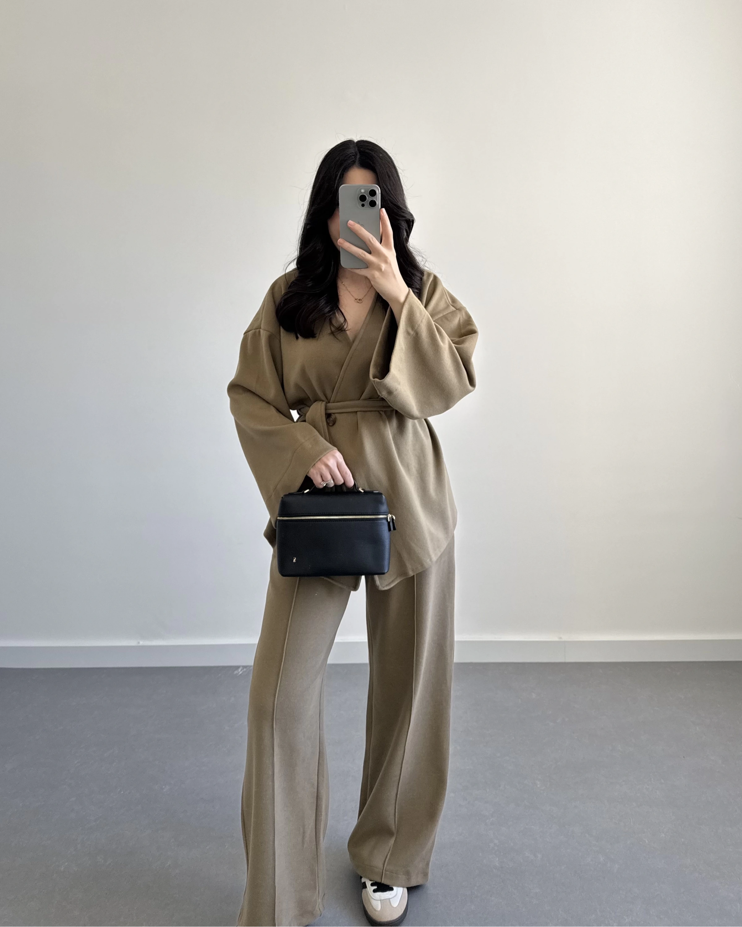 HAKİ KRUVAZE YAKA BELİ KUŞAKLI TAKIM