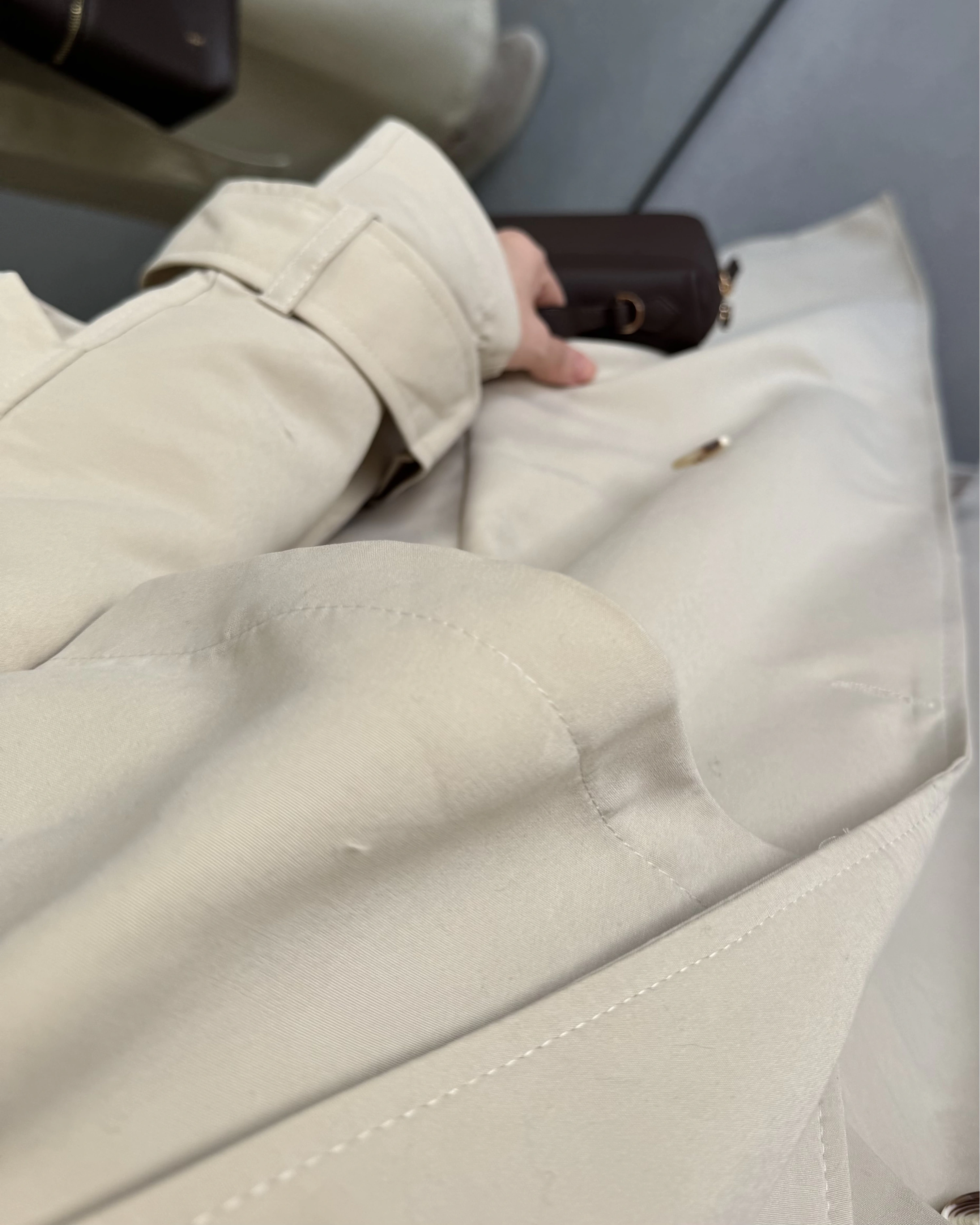 JOSEF OVERSİZE AÇIK BEJ OVERSİZE TRENÇKOT