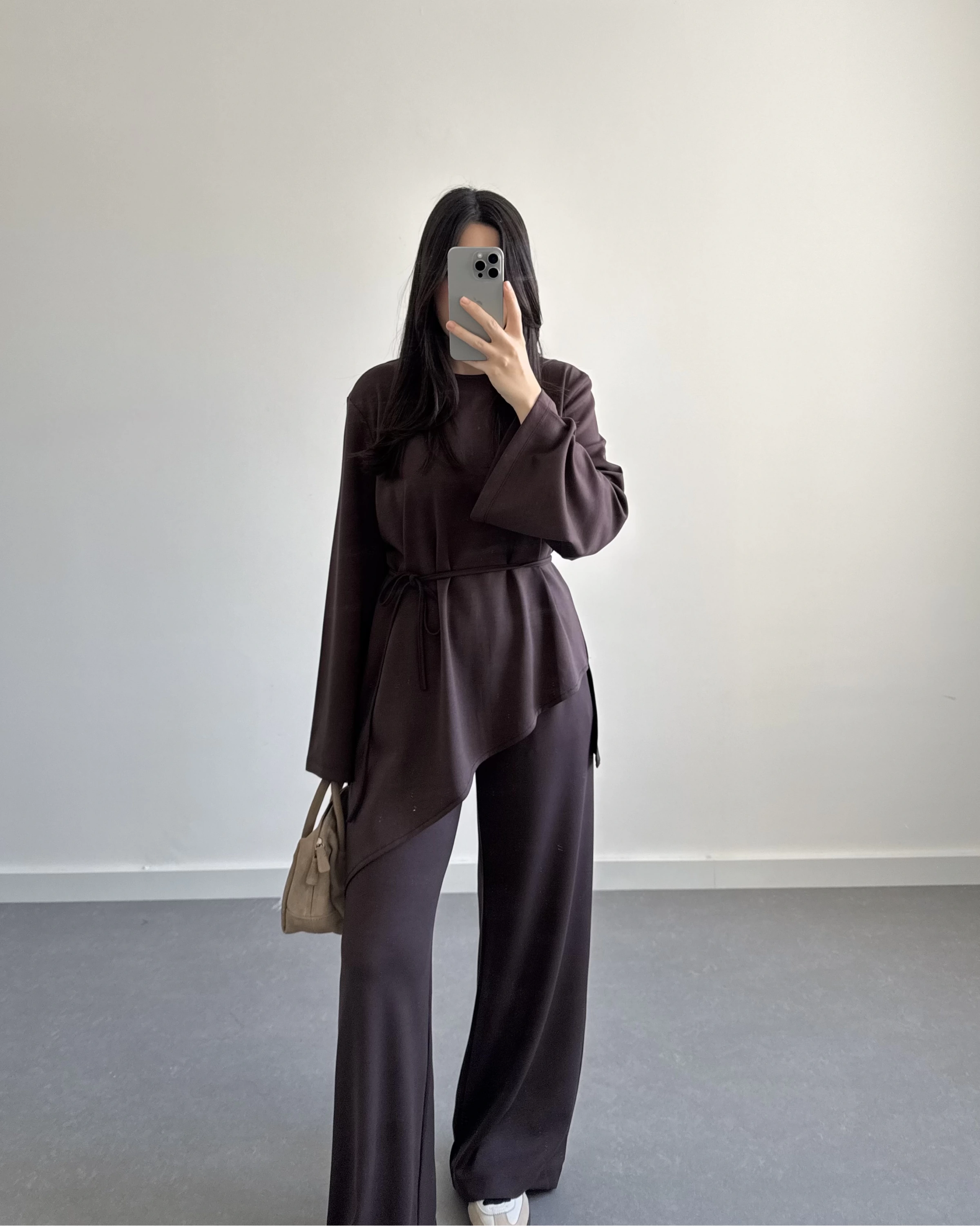 KAHVE ASİMETRİK KESİM UZUN KOL TAKIM