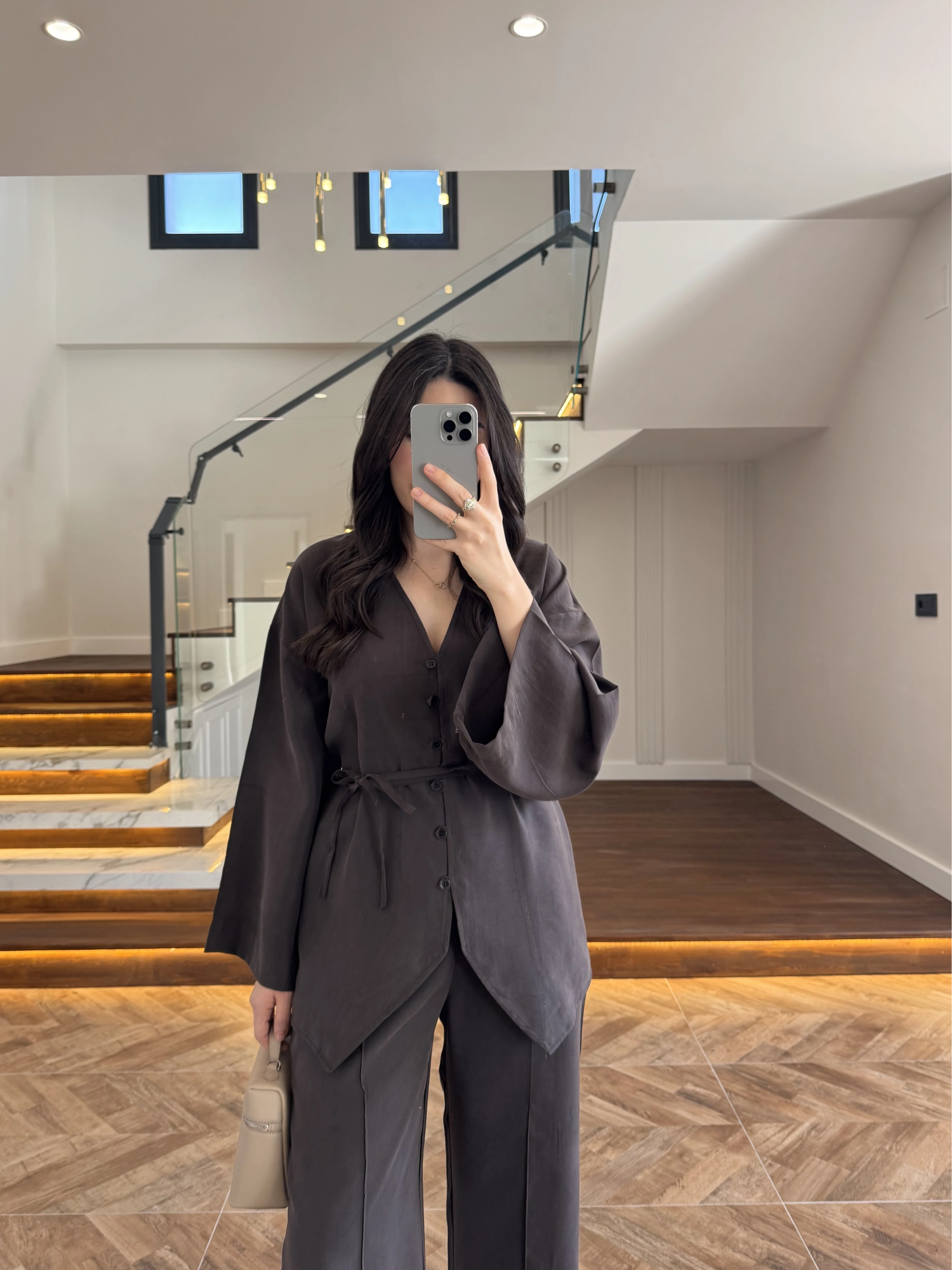 (15 ŞUBAT KARGOLAMA) KAHVE BAĞLAMALI DÜĞMELİ TAKIM -8916