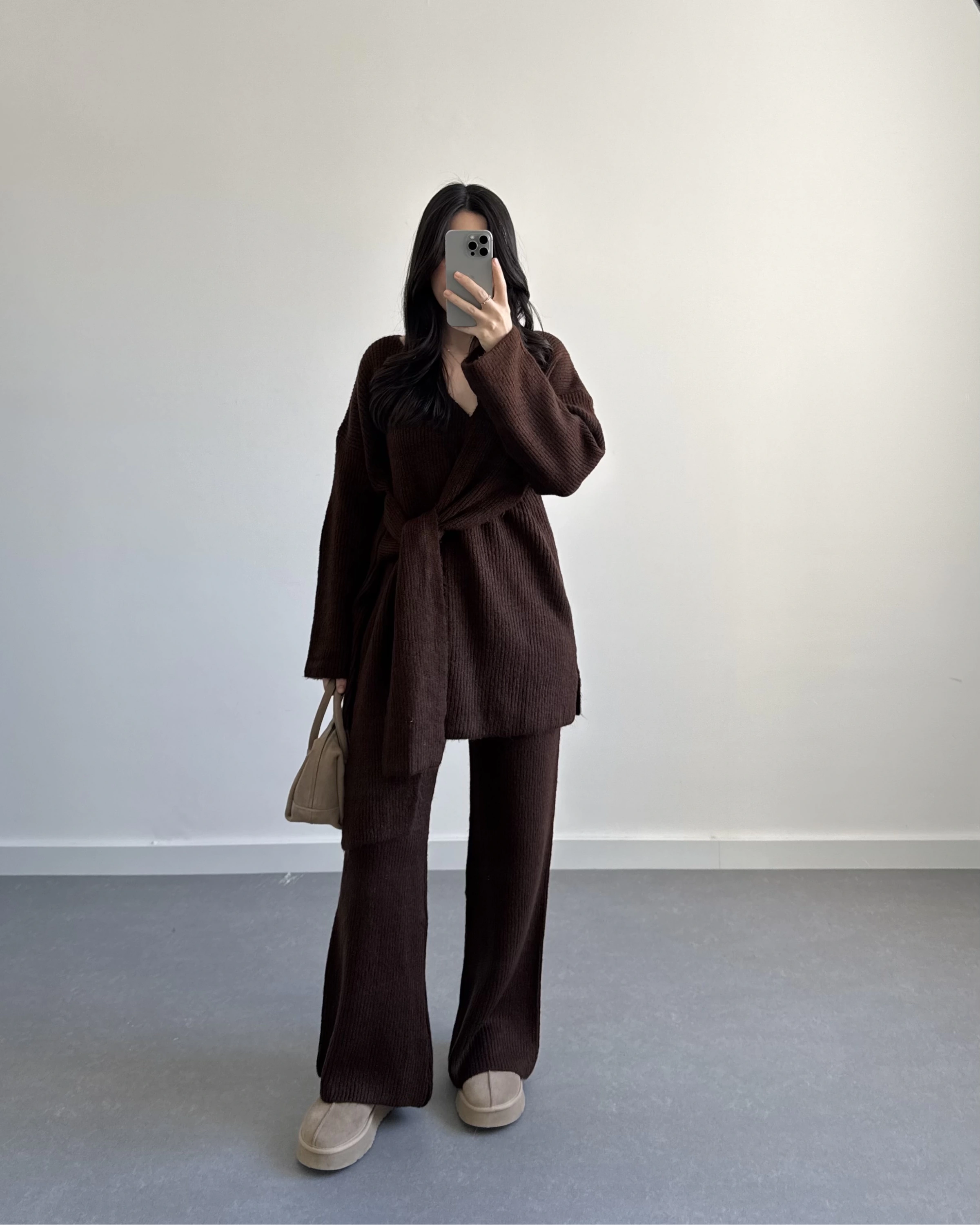 KAHVE BAĞLAMALI TRİKO TAKIM