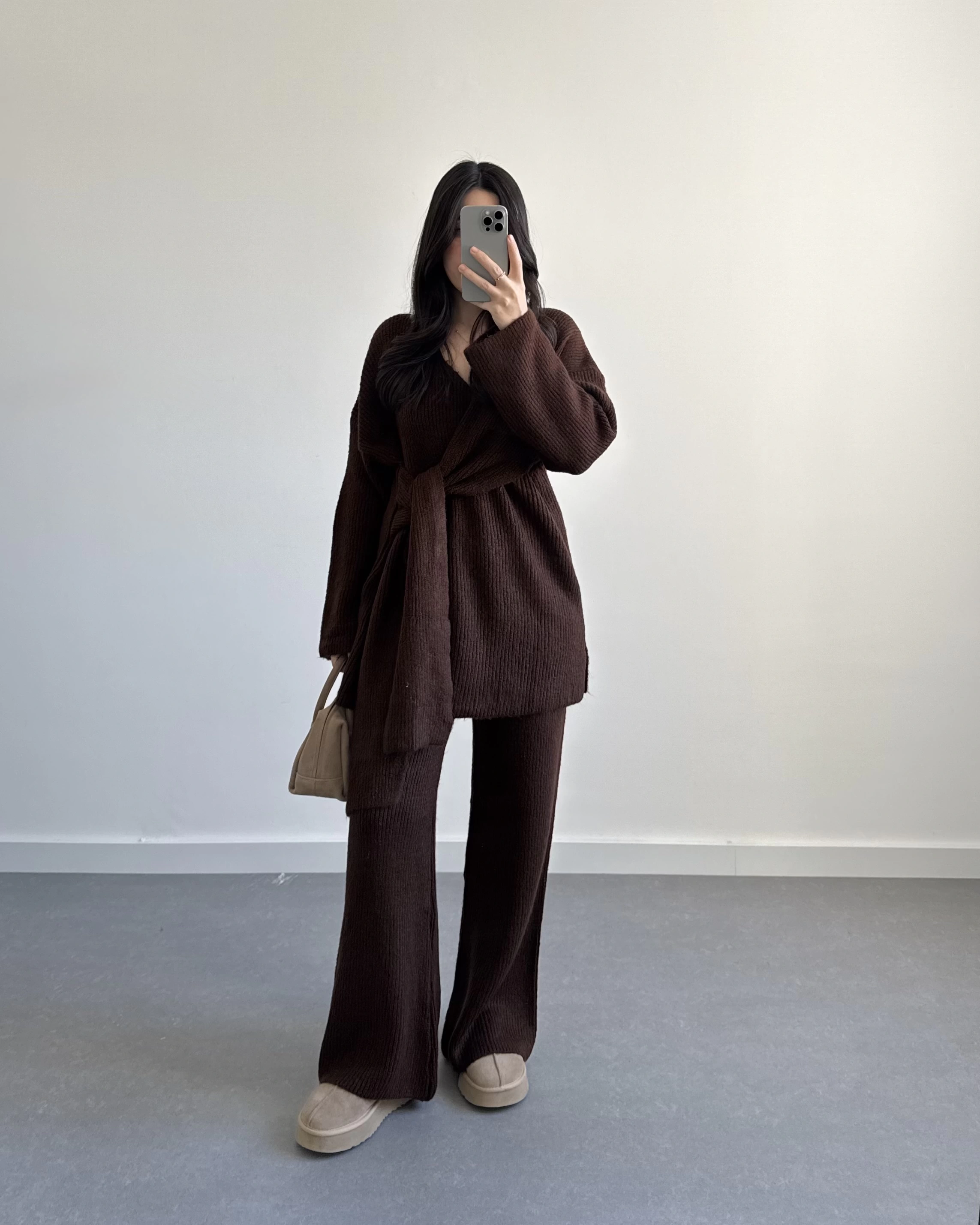 KAHVE BAĞLAMALI TRİKO TAKIM