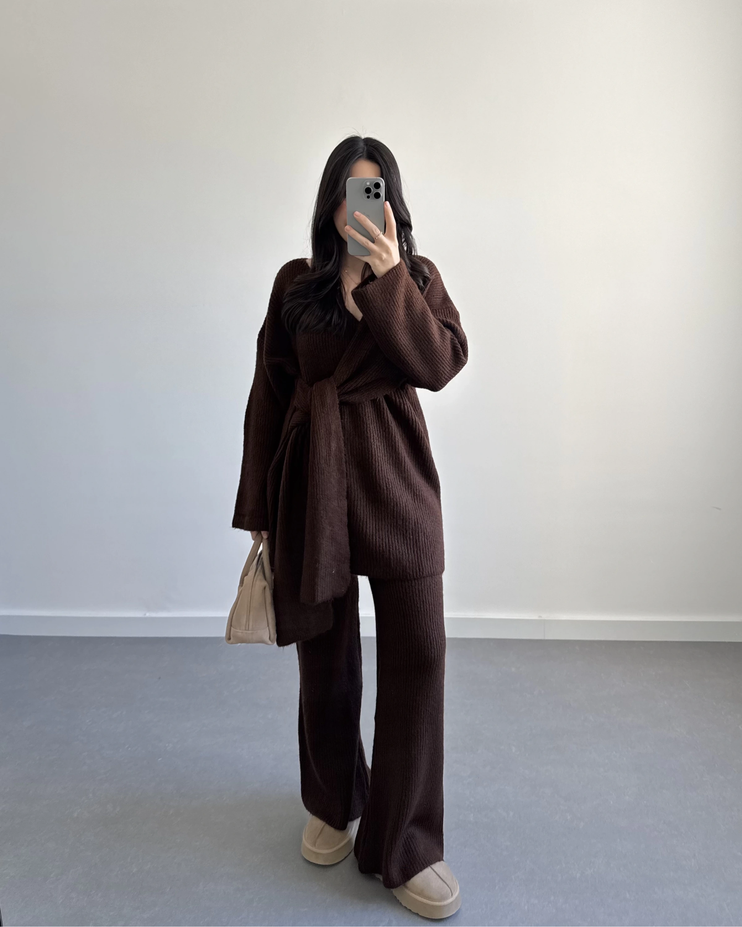 KAHVE BAĞLAMALI TRİKO TAKIM