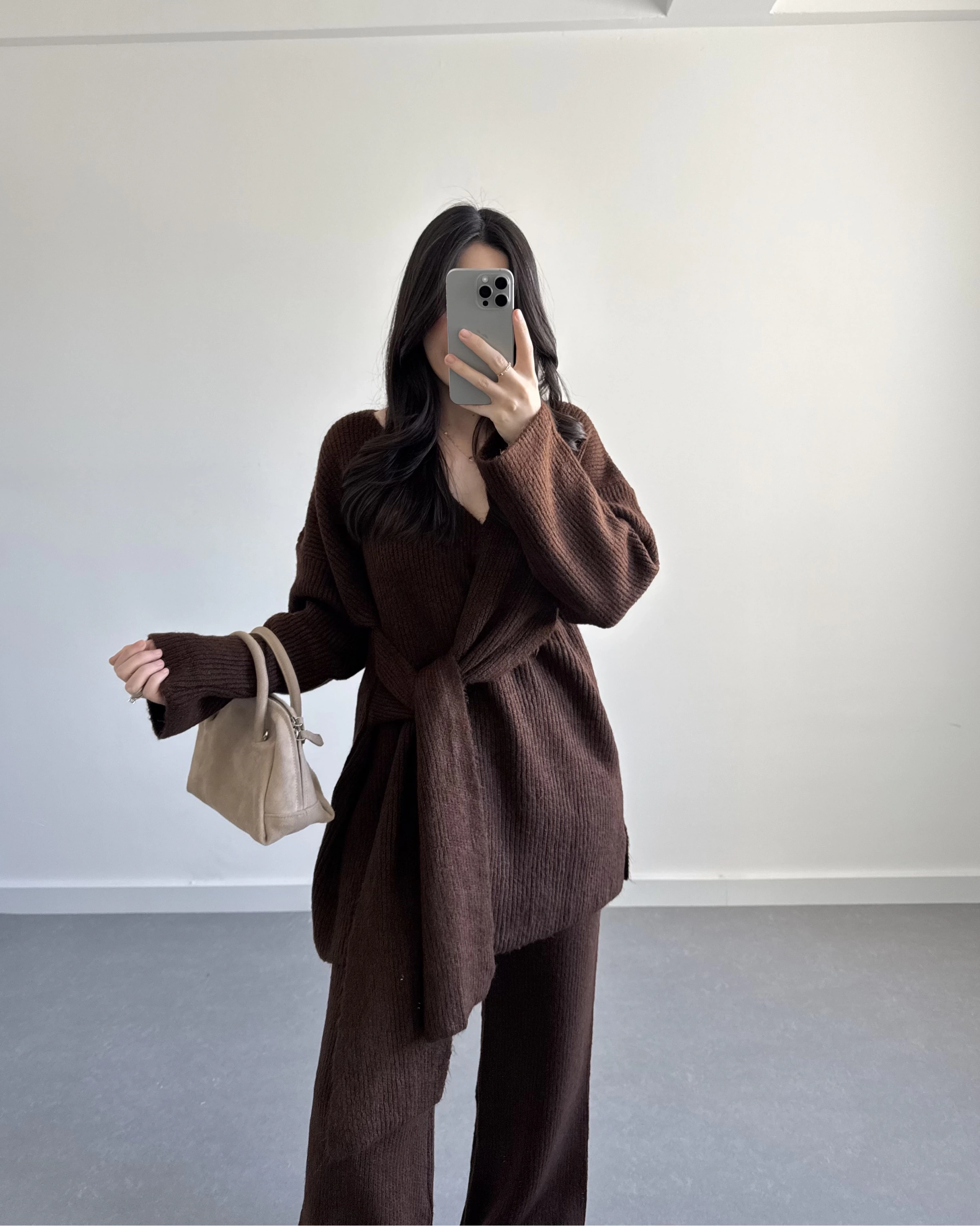 KAHVE BAĞLAMALI TRİKO TAKIM