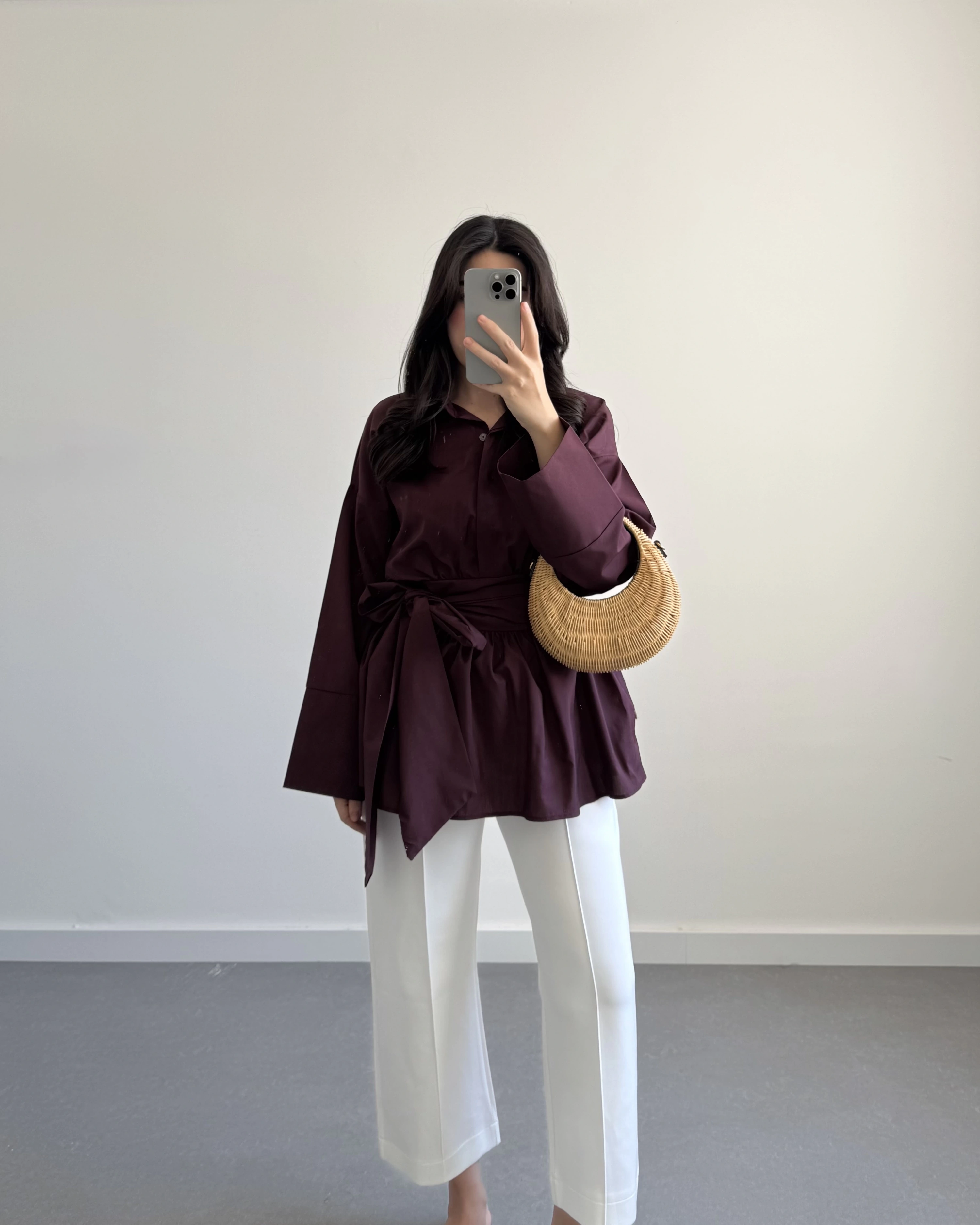 BORDO  BELİ KUŞAKLI POPLİN GÖMLEK