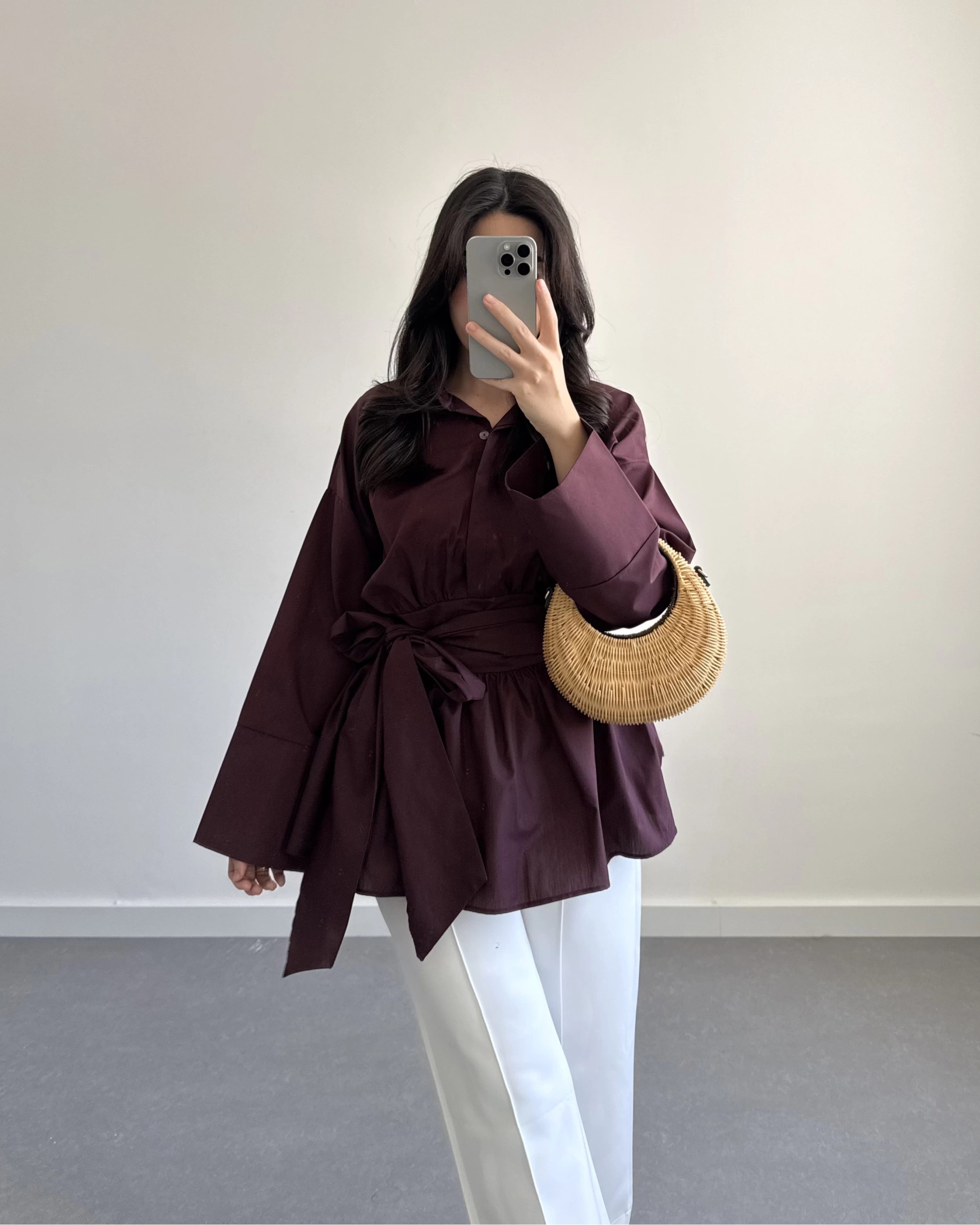 BORDO  BELİ KUŞAKLI POPLİN GÖMLEK