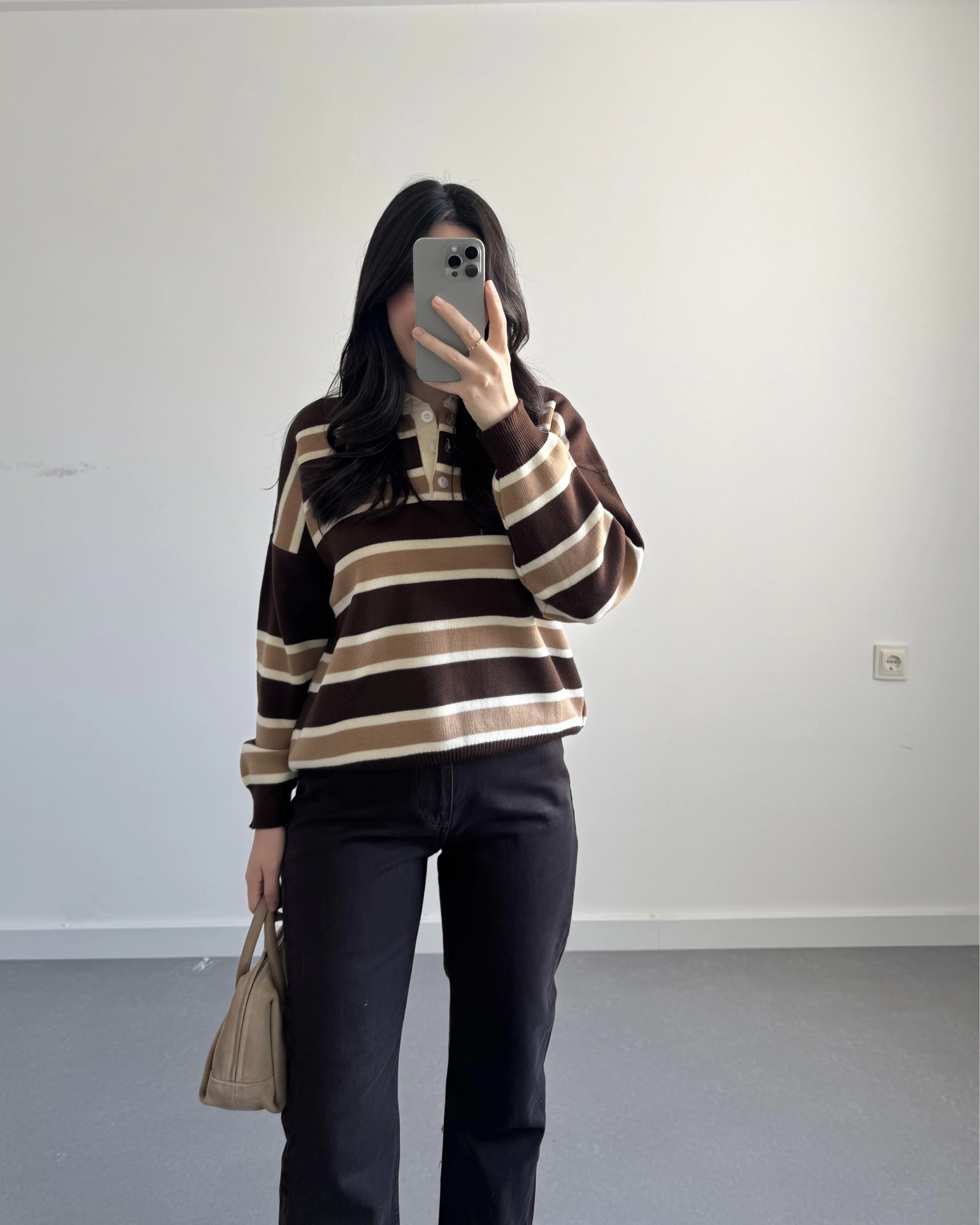 KAHVE ÇİZGİLİ KAZAK