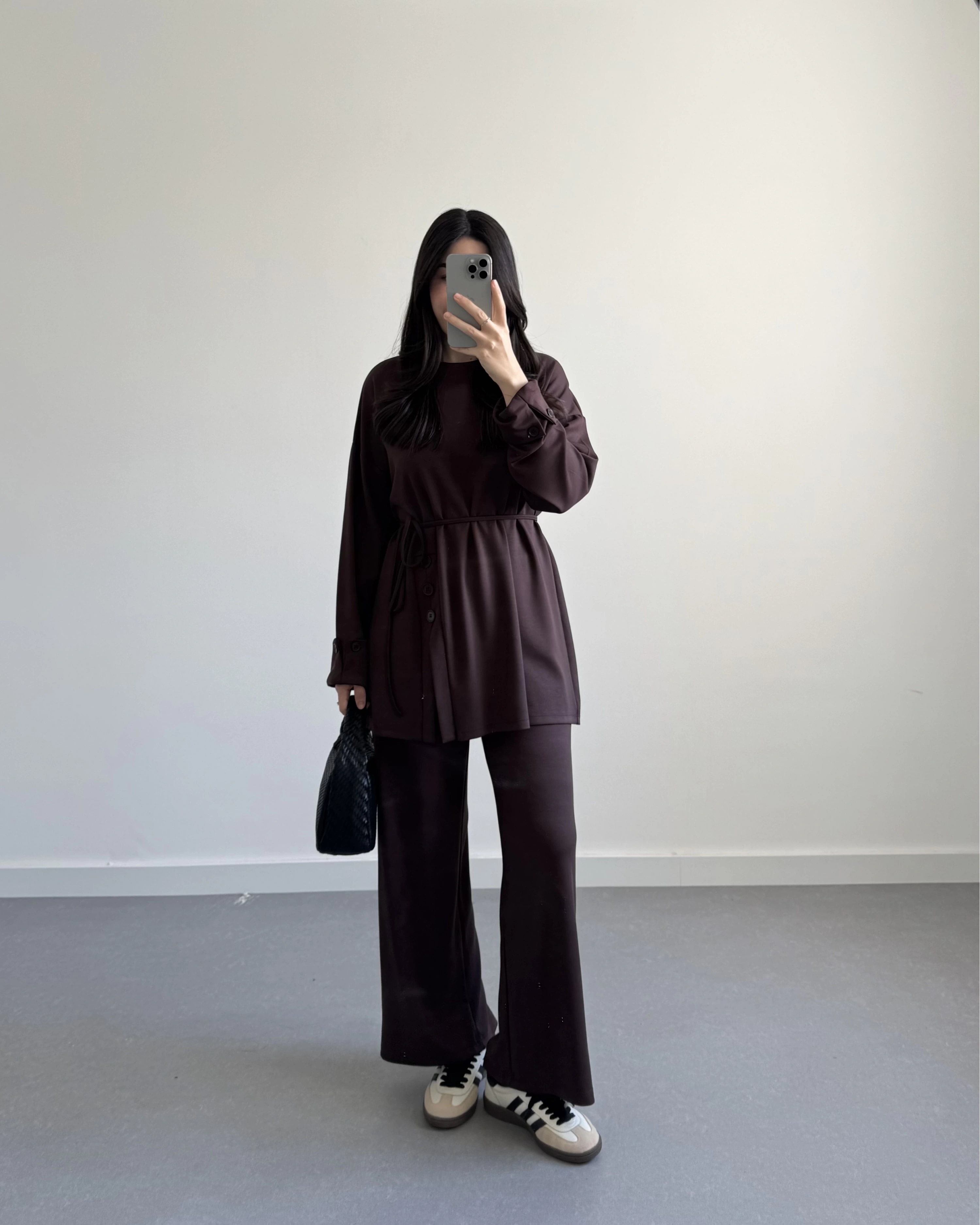 KAHVE DÜĞME DETAYLI MODAL TAKIM