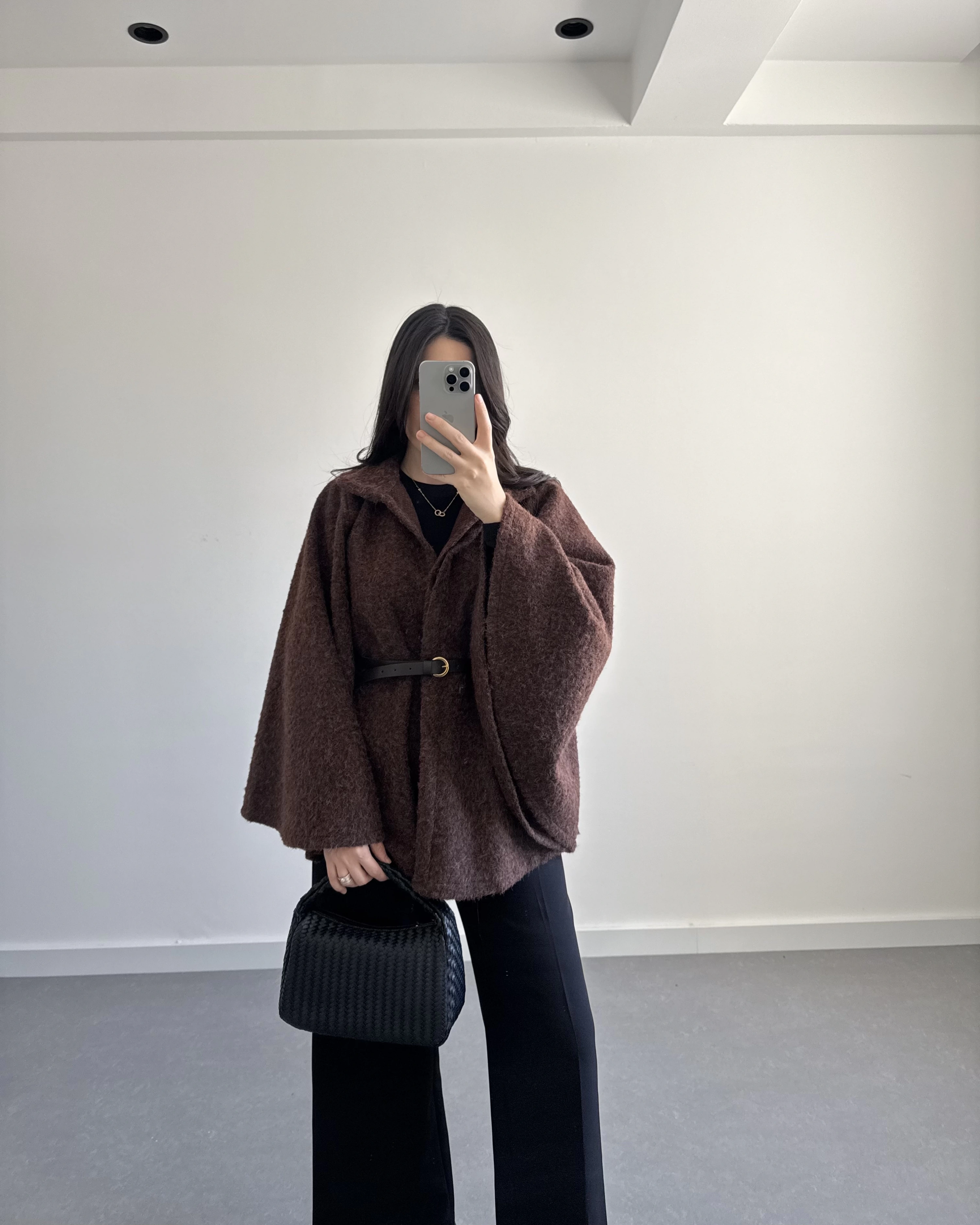 KAHVE KEMERLİ KAŞE PANÇO