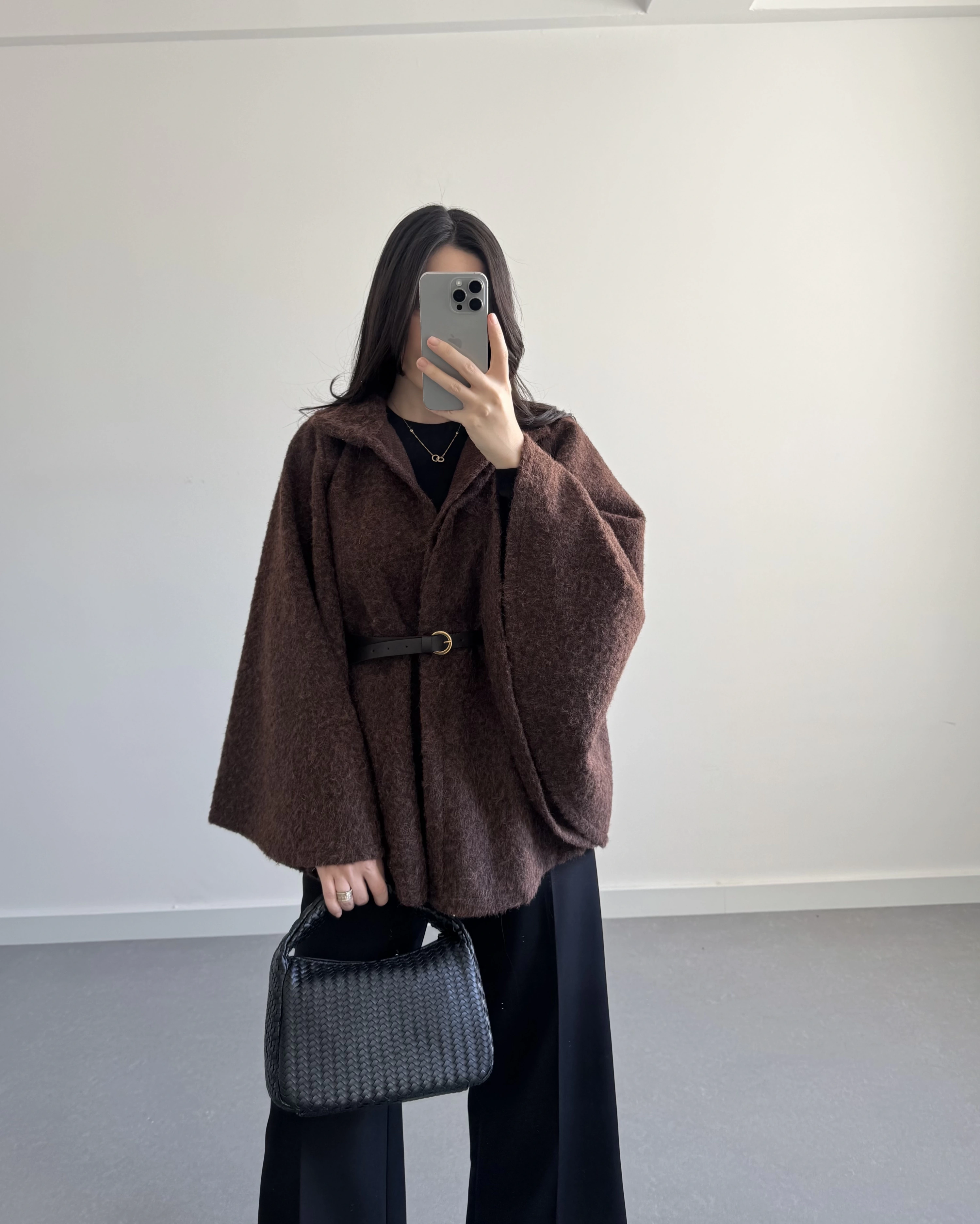 KAHVE KEMERLİ KAŞE PANÇO