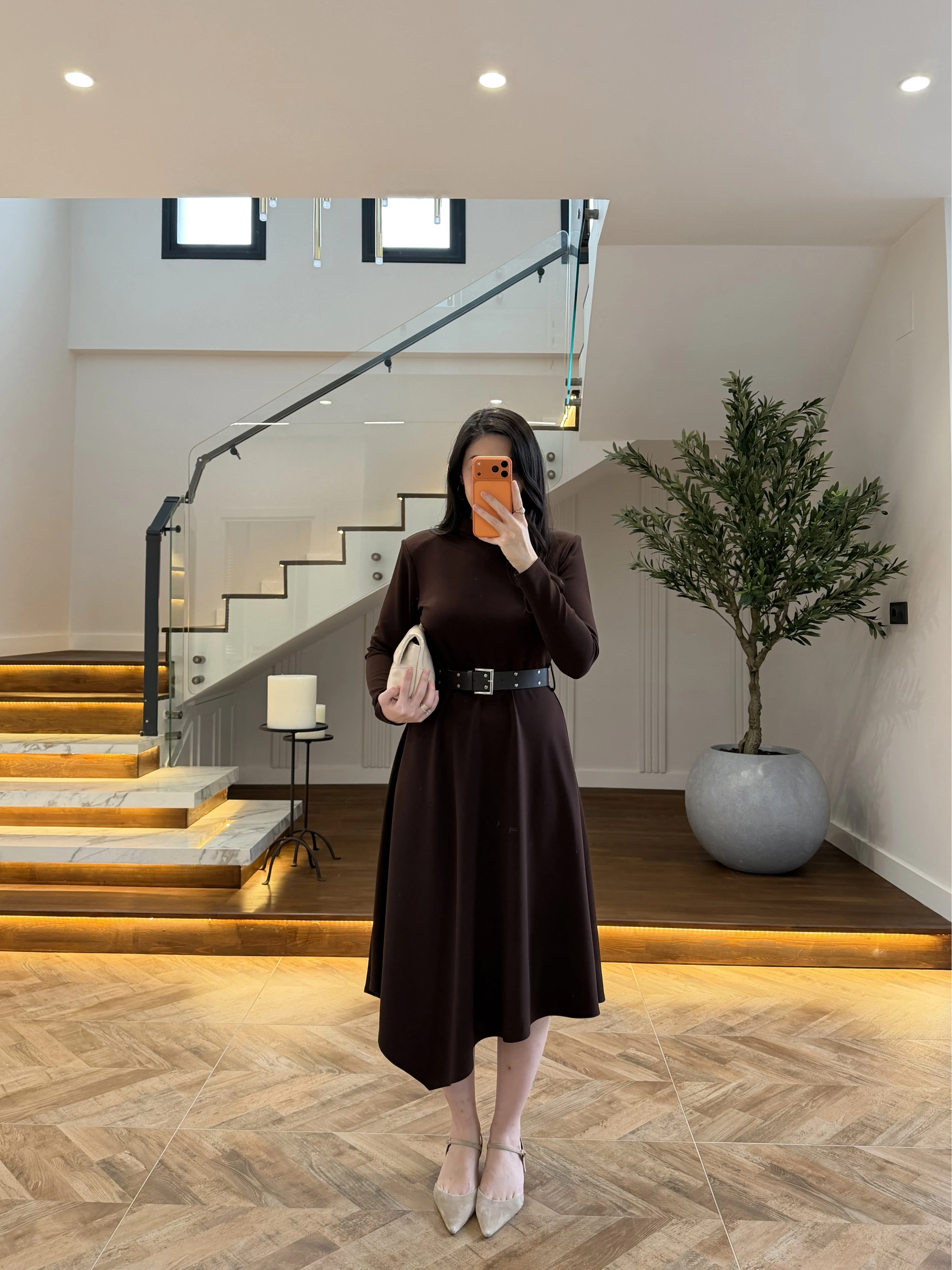 KAHVE KEMERLİ MİDİ ELBİSE-4228