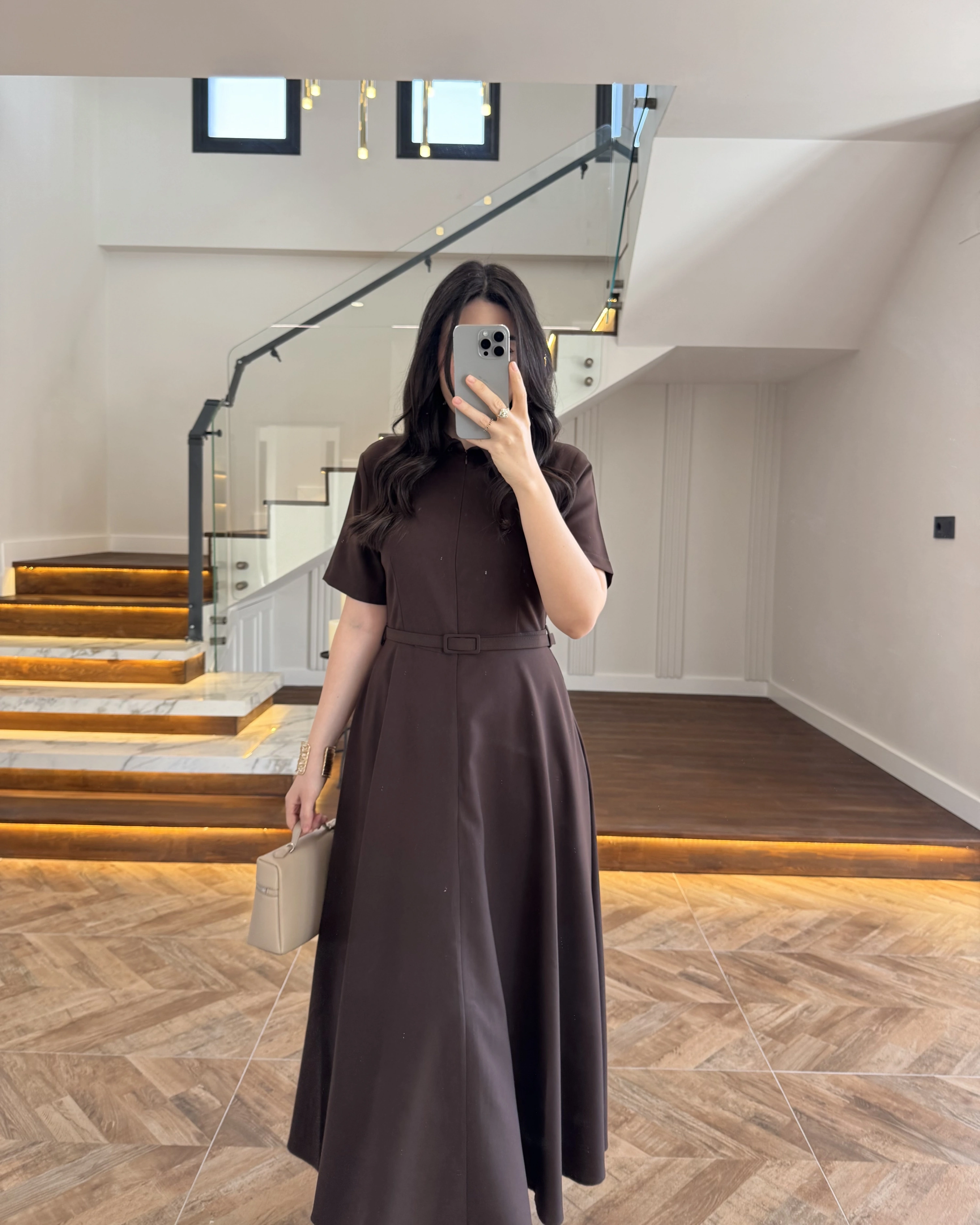 KAHVE ÖNÜ FERMUARLI ELBİSE -2341