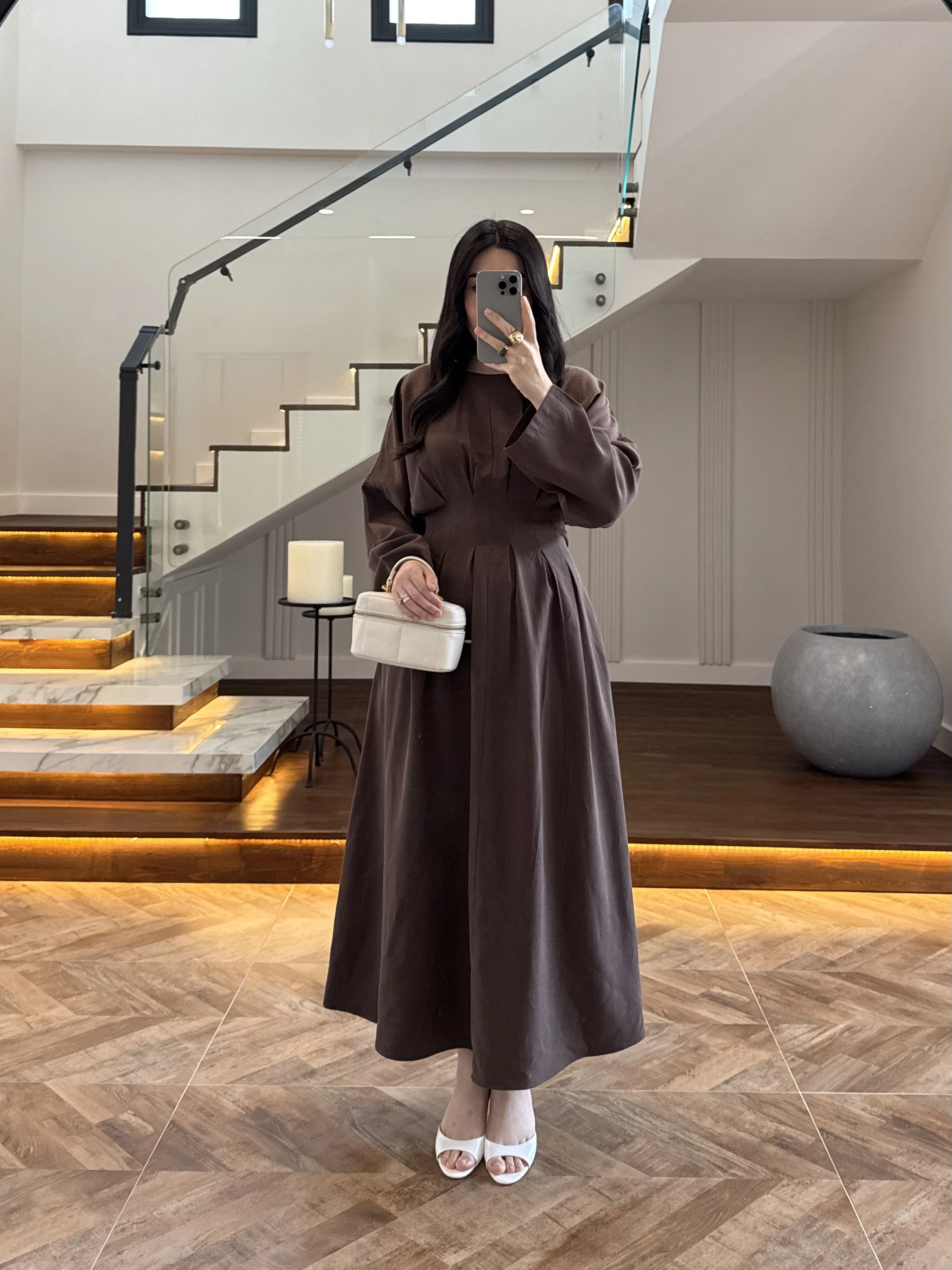 KAHVE PİLE DETAY ELBİSE -2399