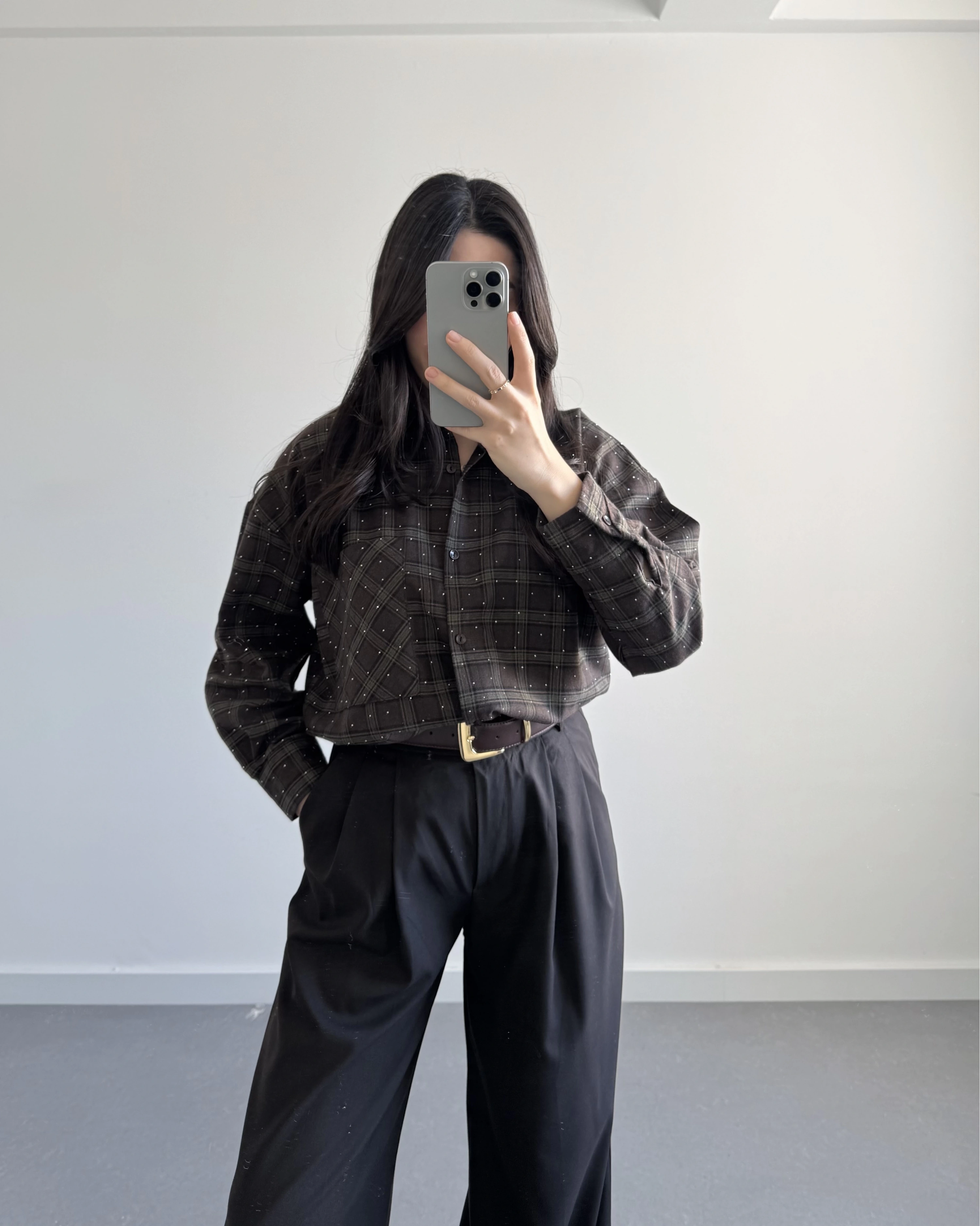 KAHVE TAŞLI EKOSE GÖMLEK