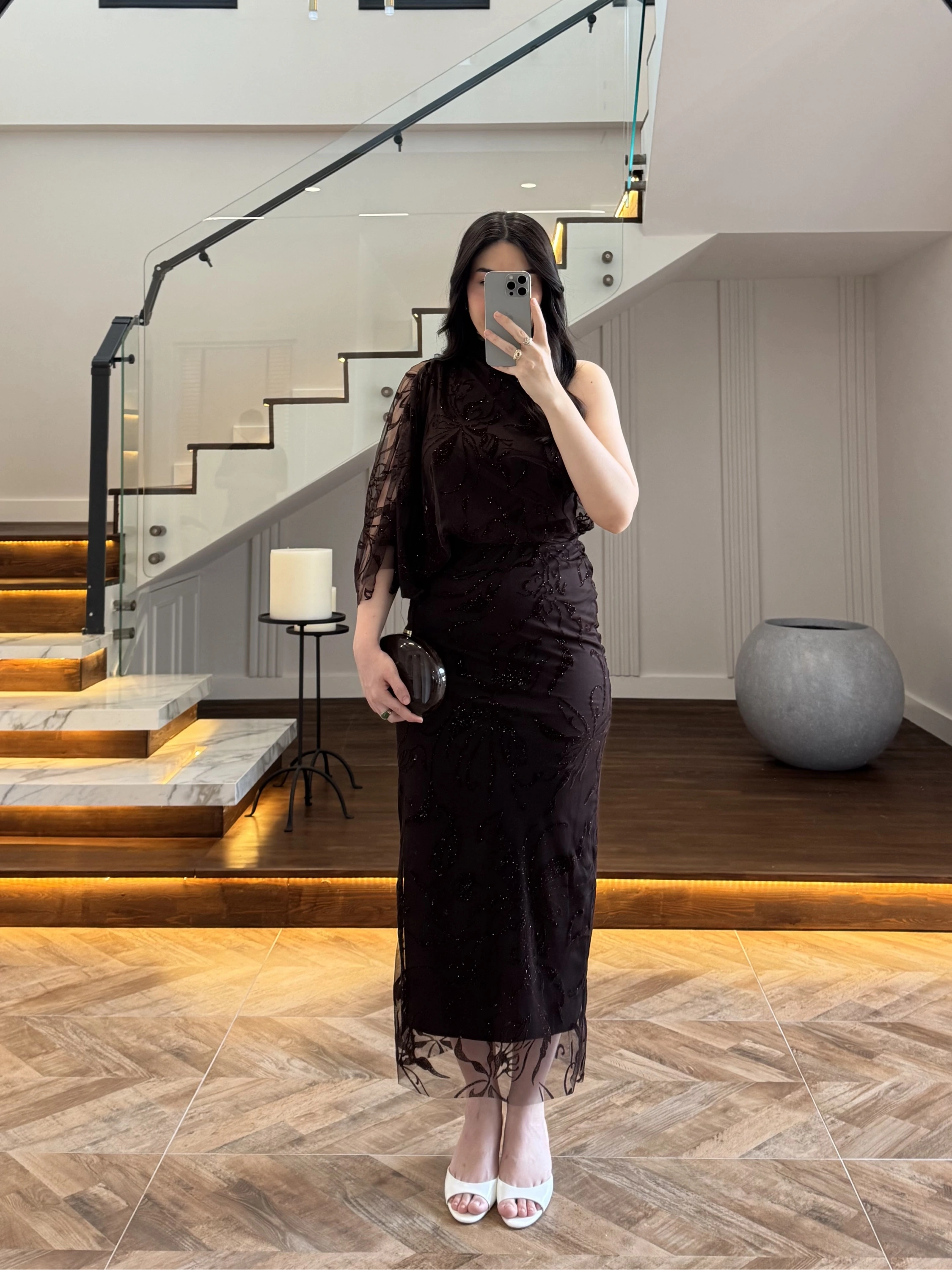 KAHVE TEK OMUZ DESENLİ SİMLİ ELBİSE -4033
