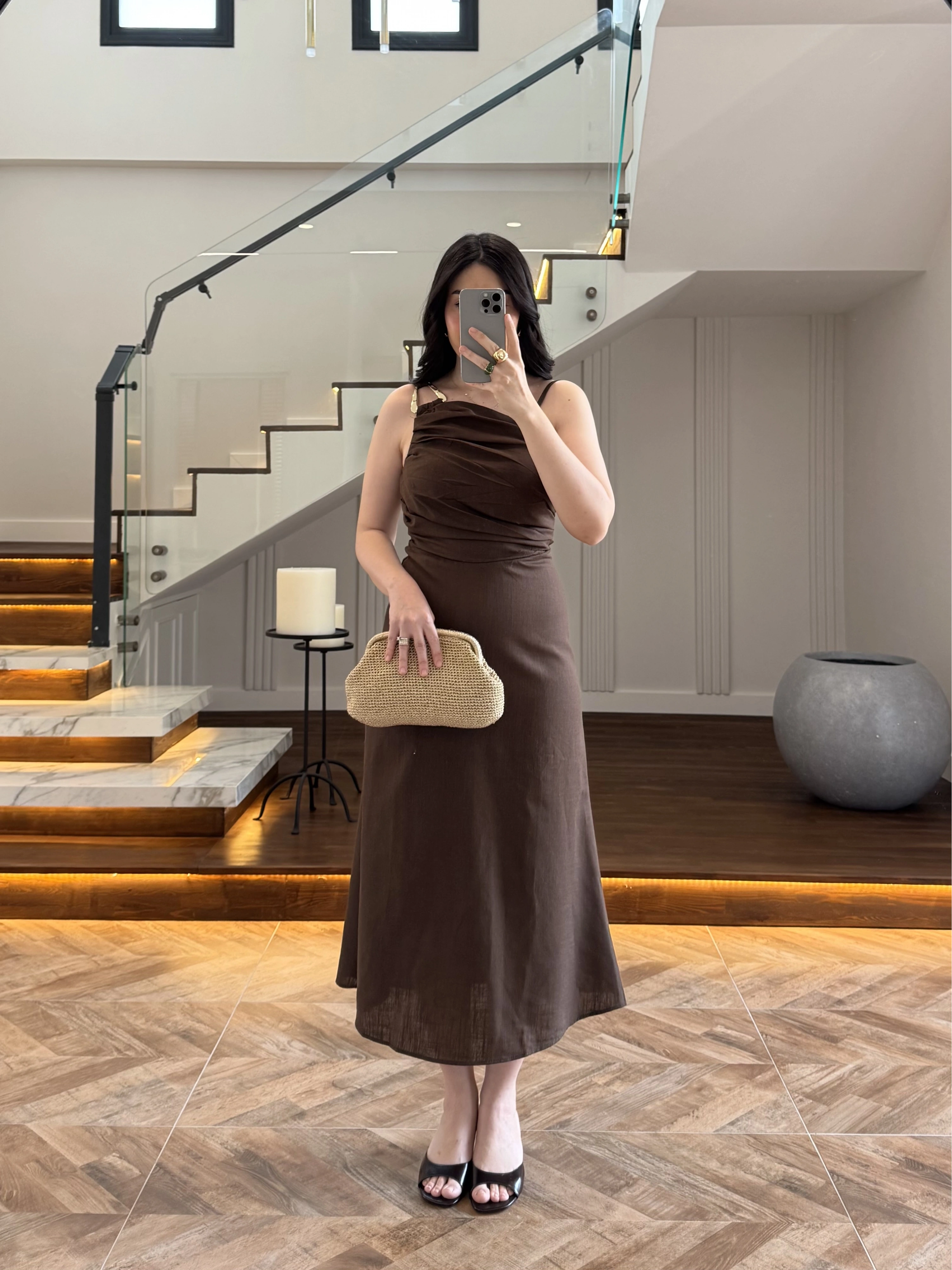 KAHVE TEK OMUZ KETEN ELBİSE-4160