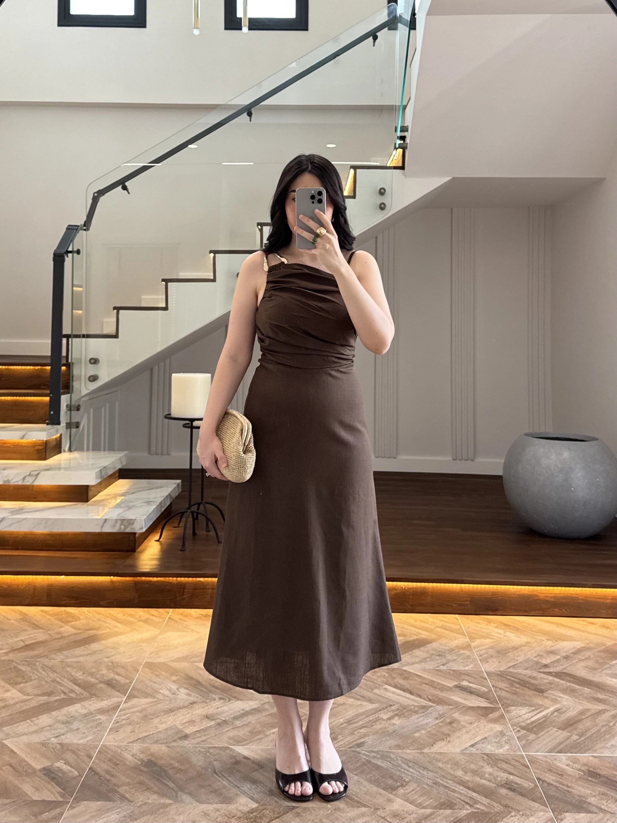 KAHVE TEK OMUZ KETEN ELBİSE-4160