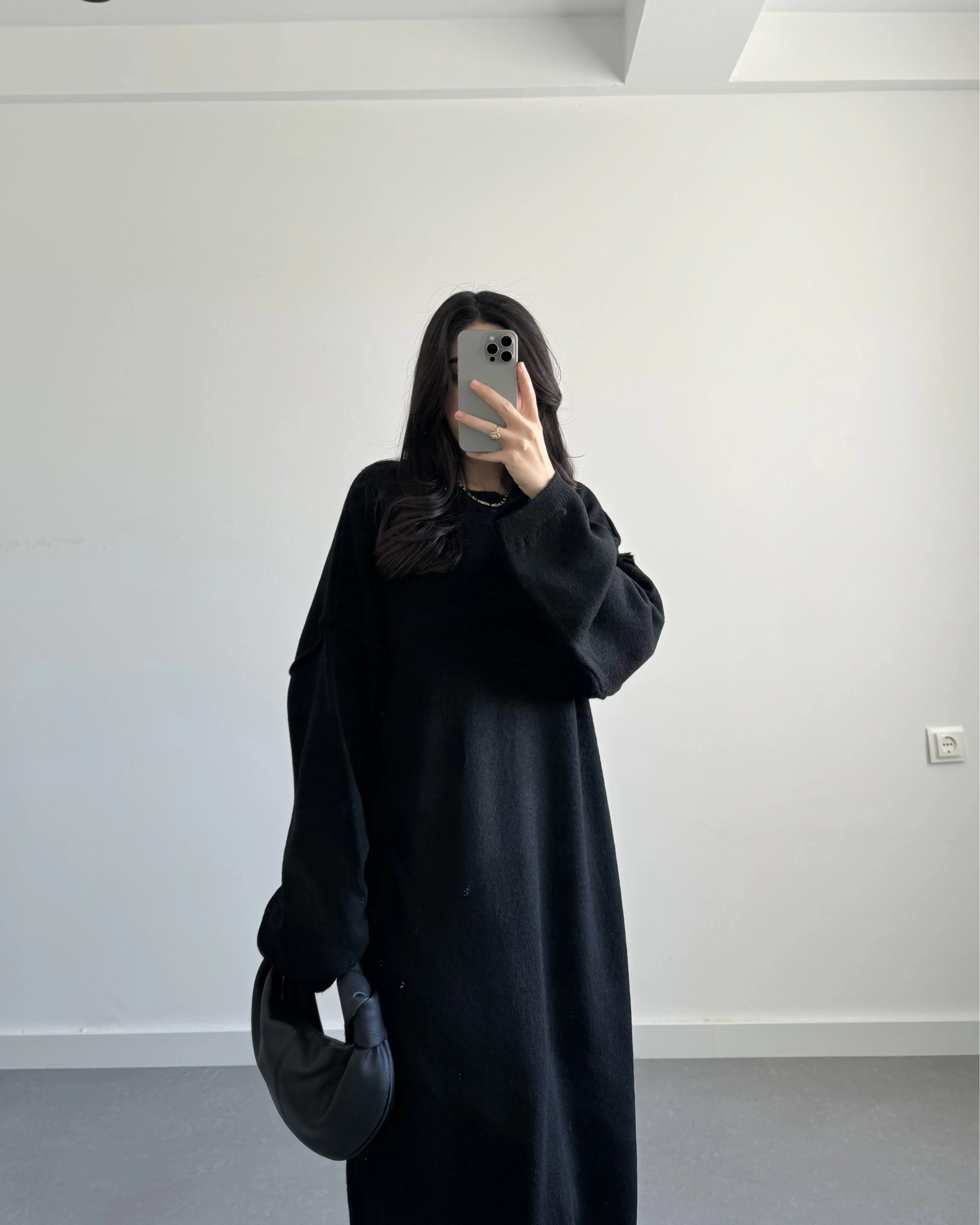 Kelly Siyah Oversize Triko Elbise