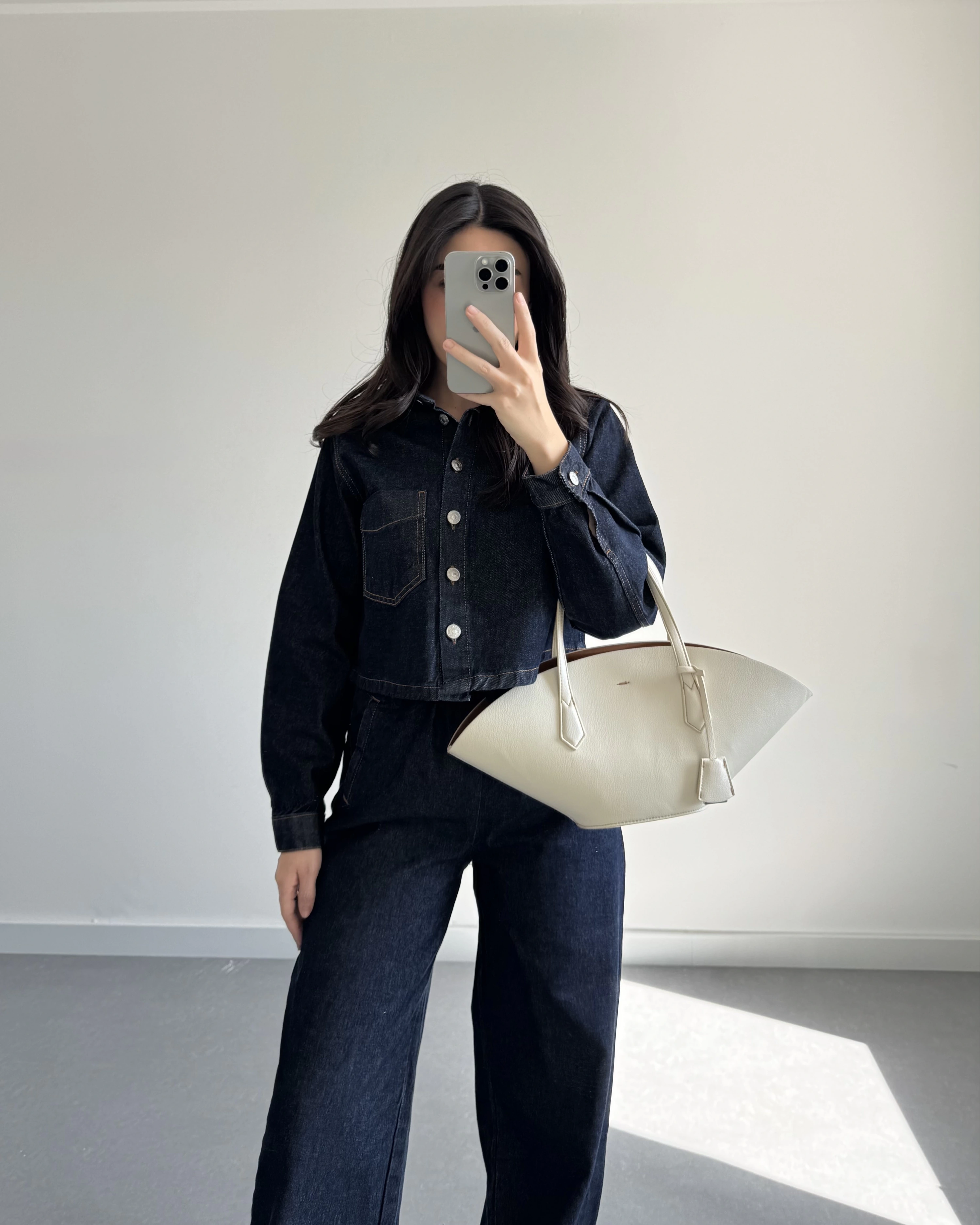 KOT GÖMLEKLİ TAKIM