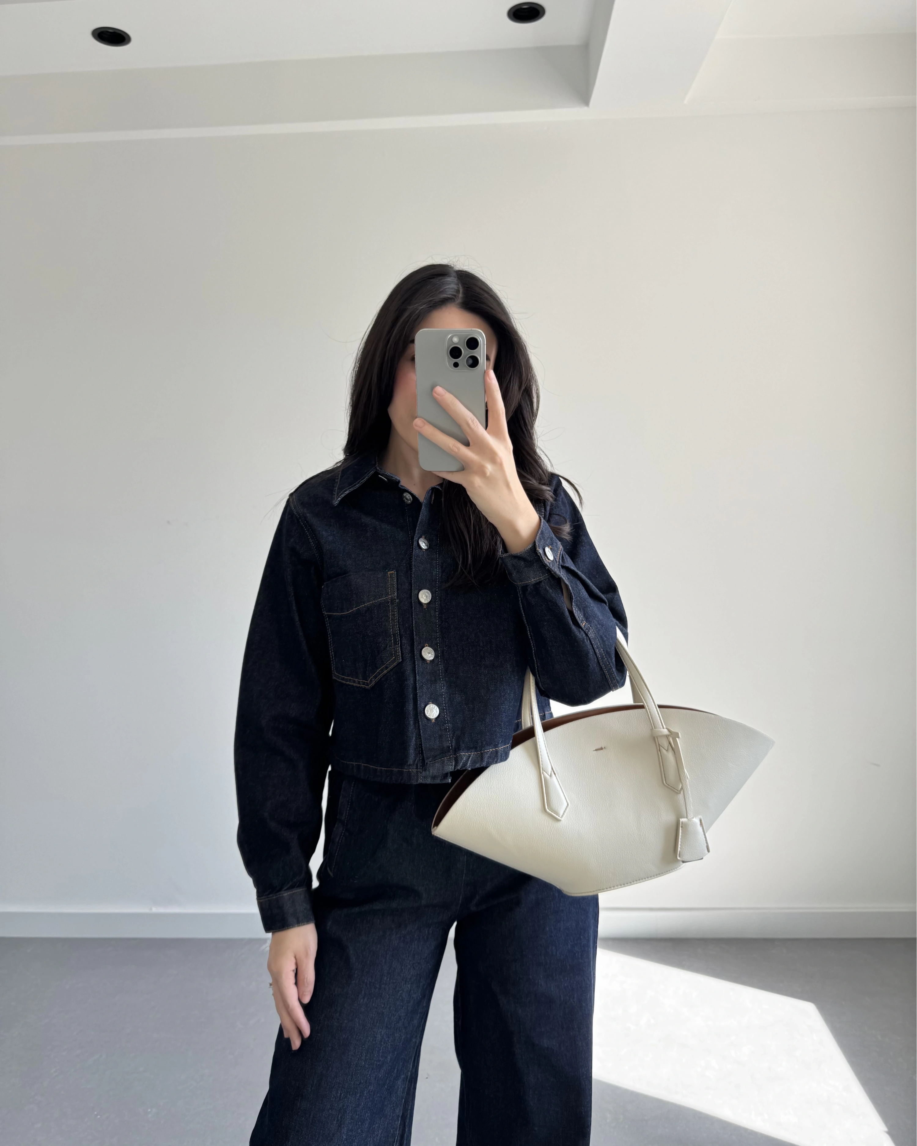 KOT GÖMLEKLİ TAKIM