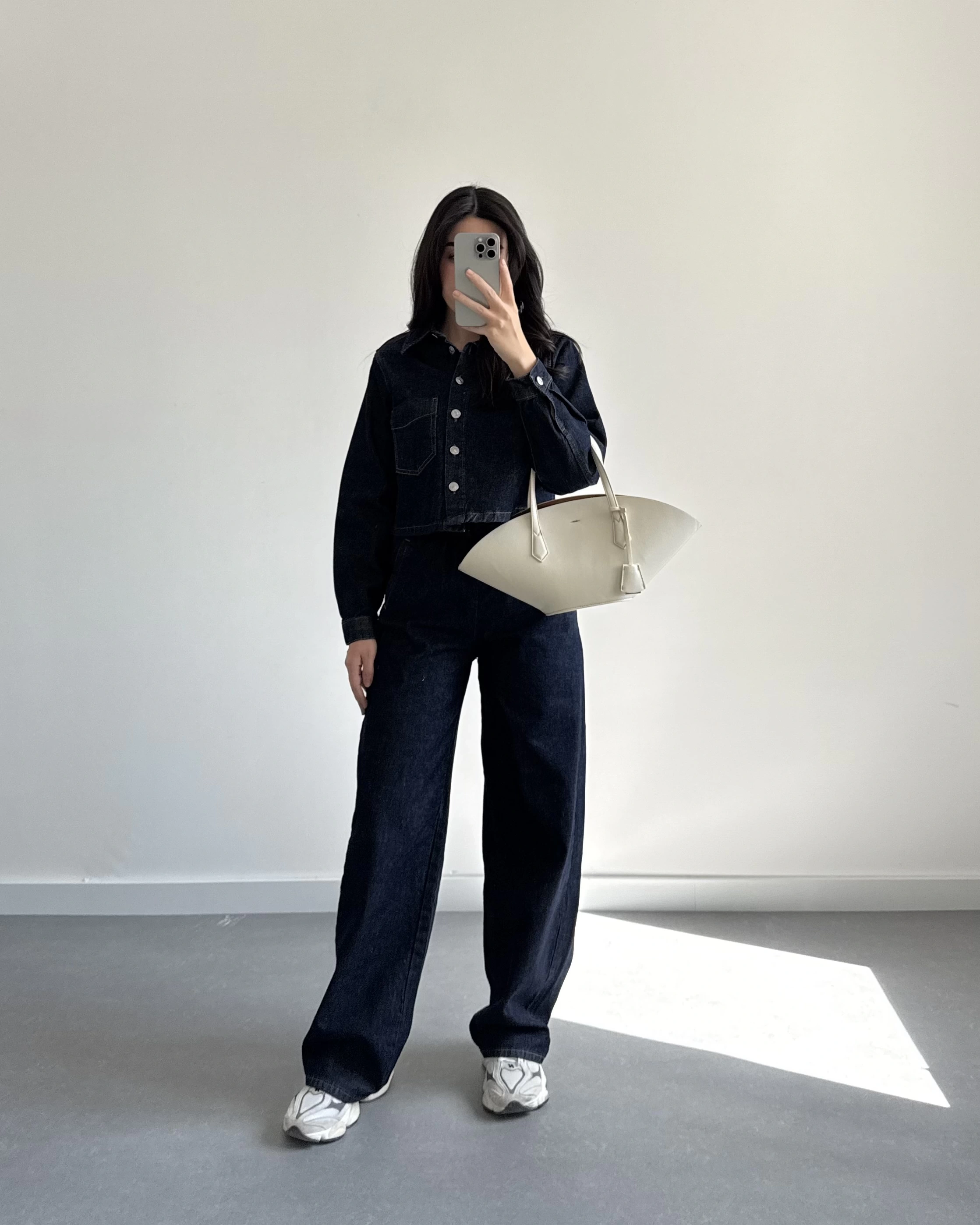 KOT GÖMLEKLİ TAKIM