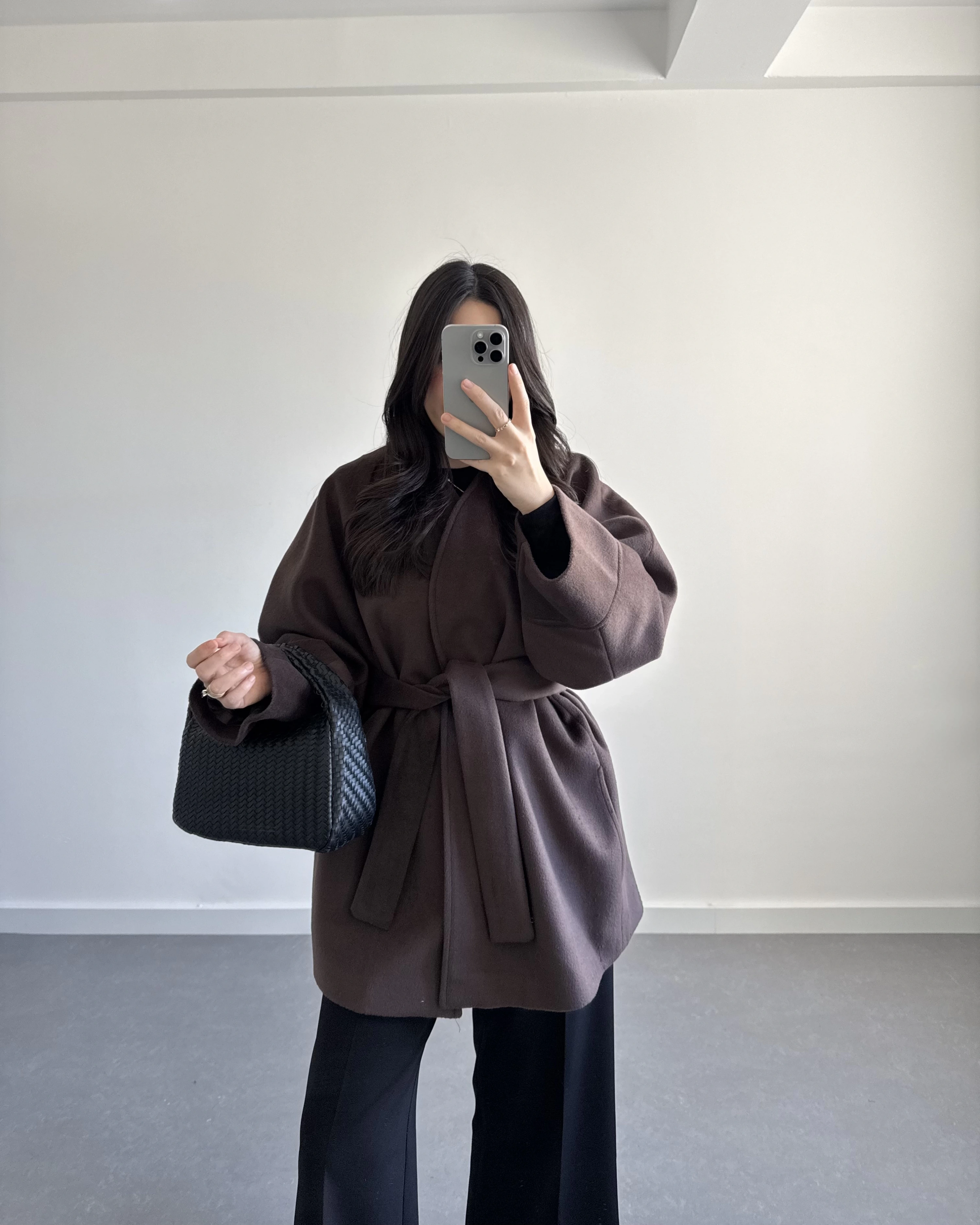 KRUVAZE YAKA İTHAL KUMAŞ KAHVE KABAN