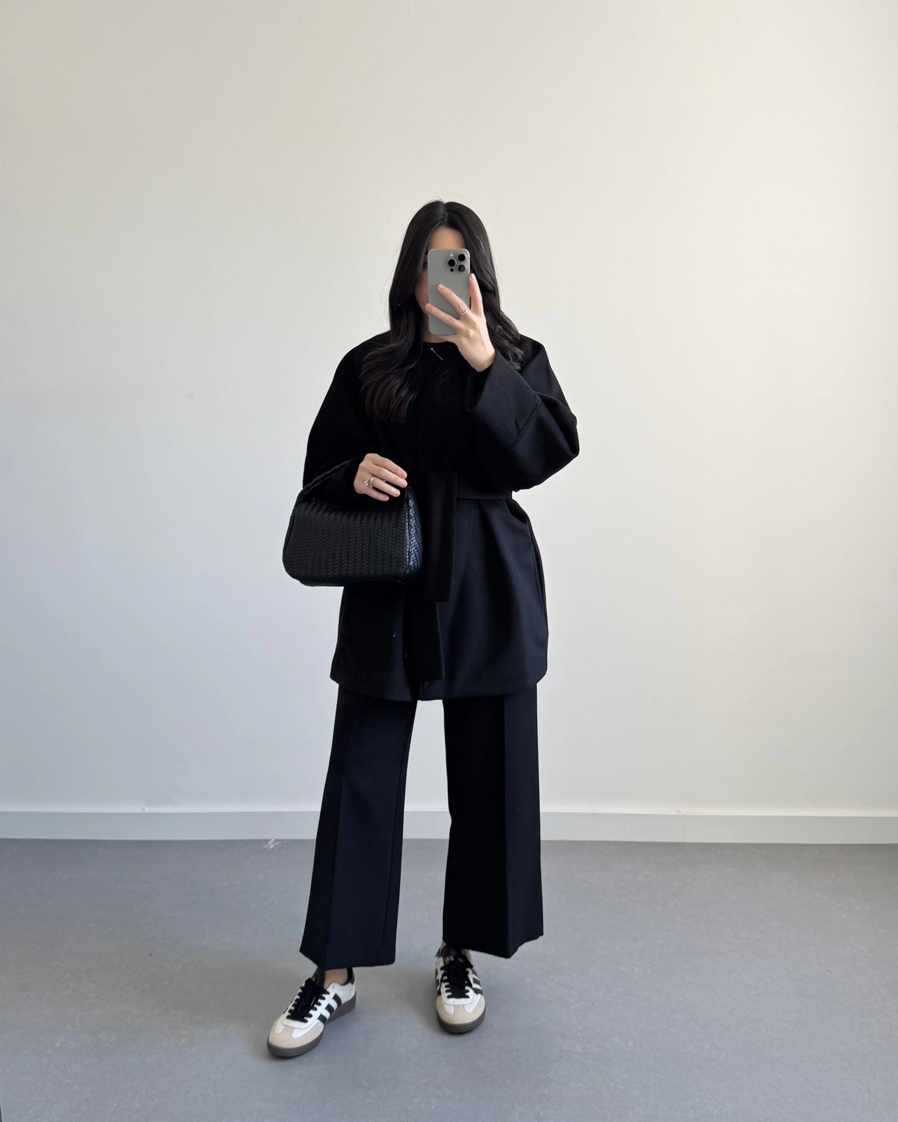 KRUVAZE YAKA İTHAL KUMAŞ SİYAH KABAN